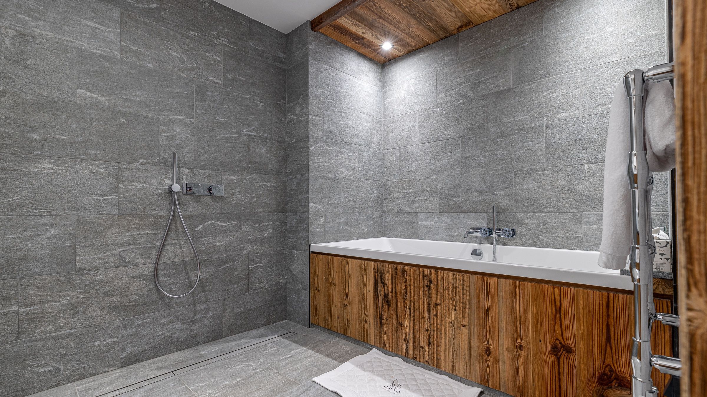 Chalet Les Ours Gallary Image 6