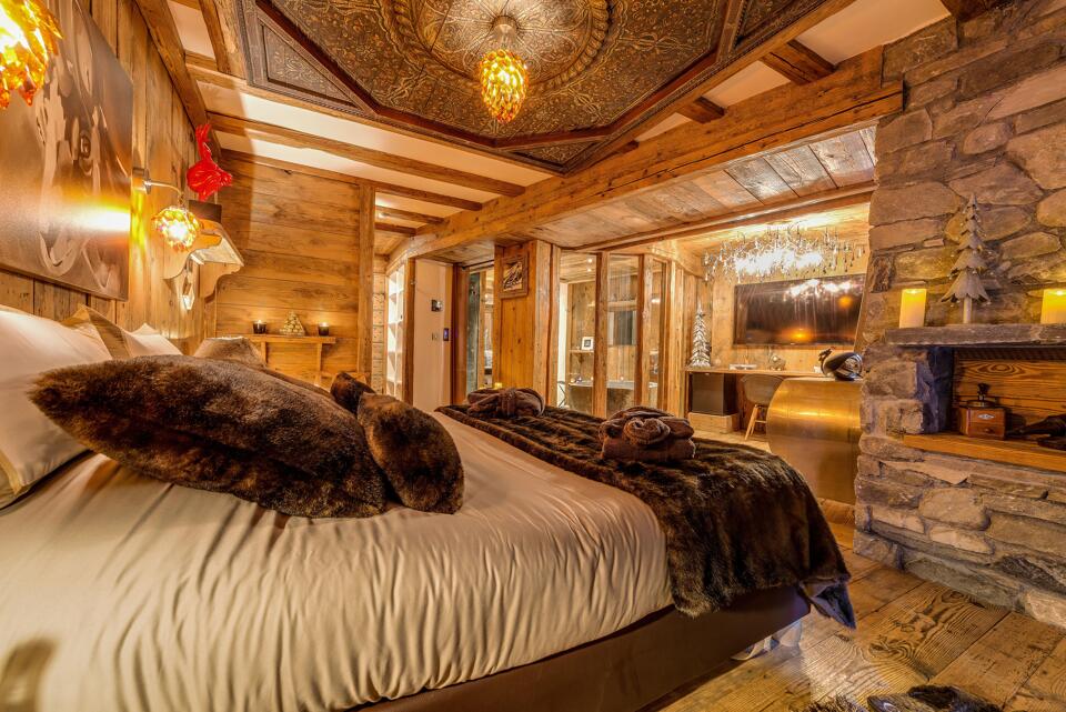 Chalet Lhotse Gallery Image 1