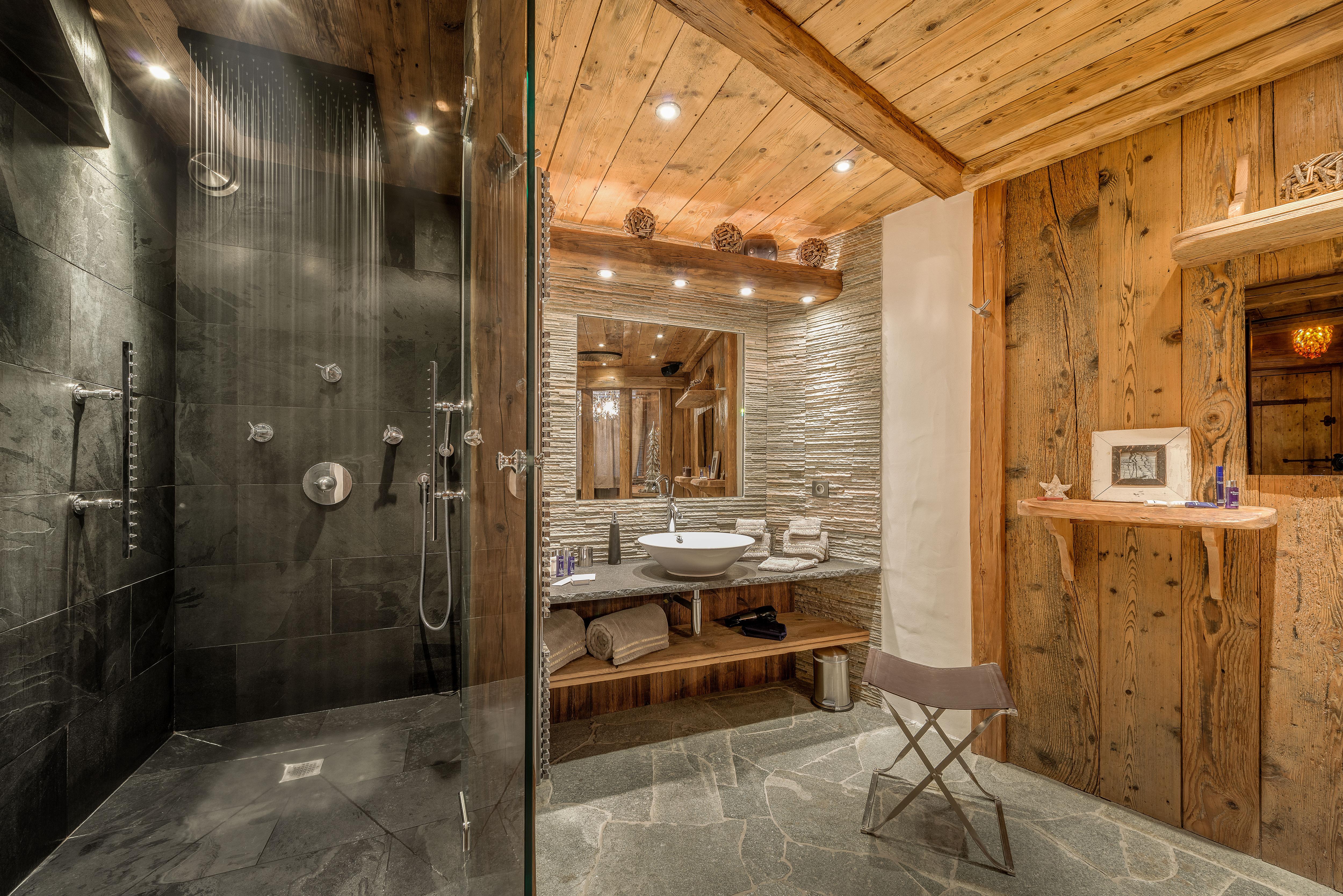 Chalet Lhotse Gallary Image 4