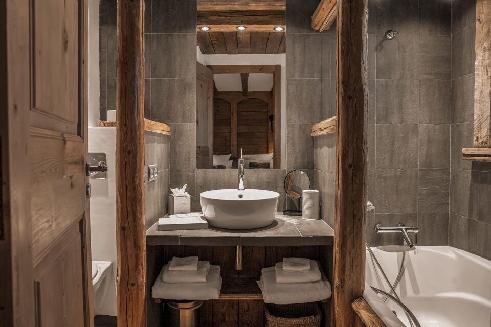Chalet Lyssia Gallery Image 1