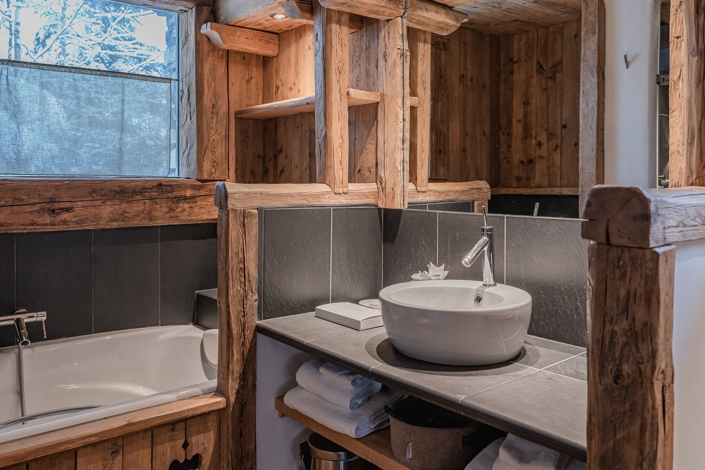 Chalet Molya Gallary Image 2