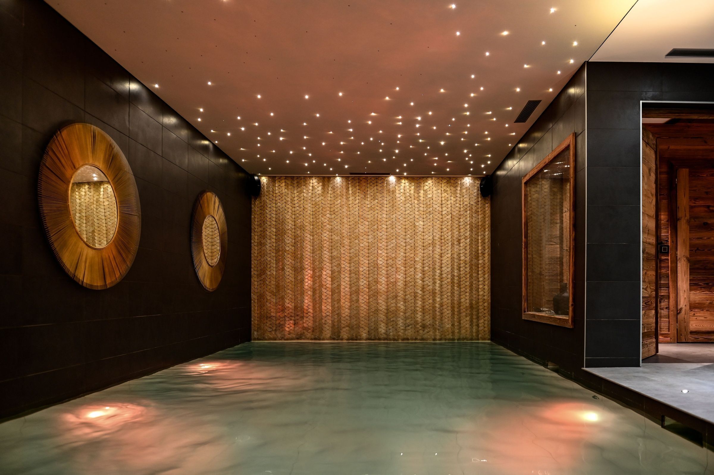 Chalet Nevia Gallary Image 2