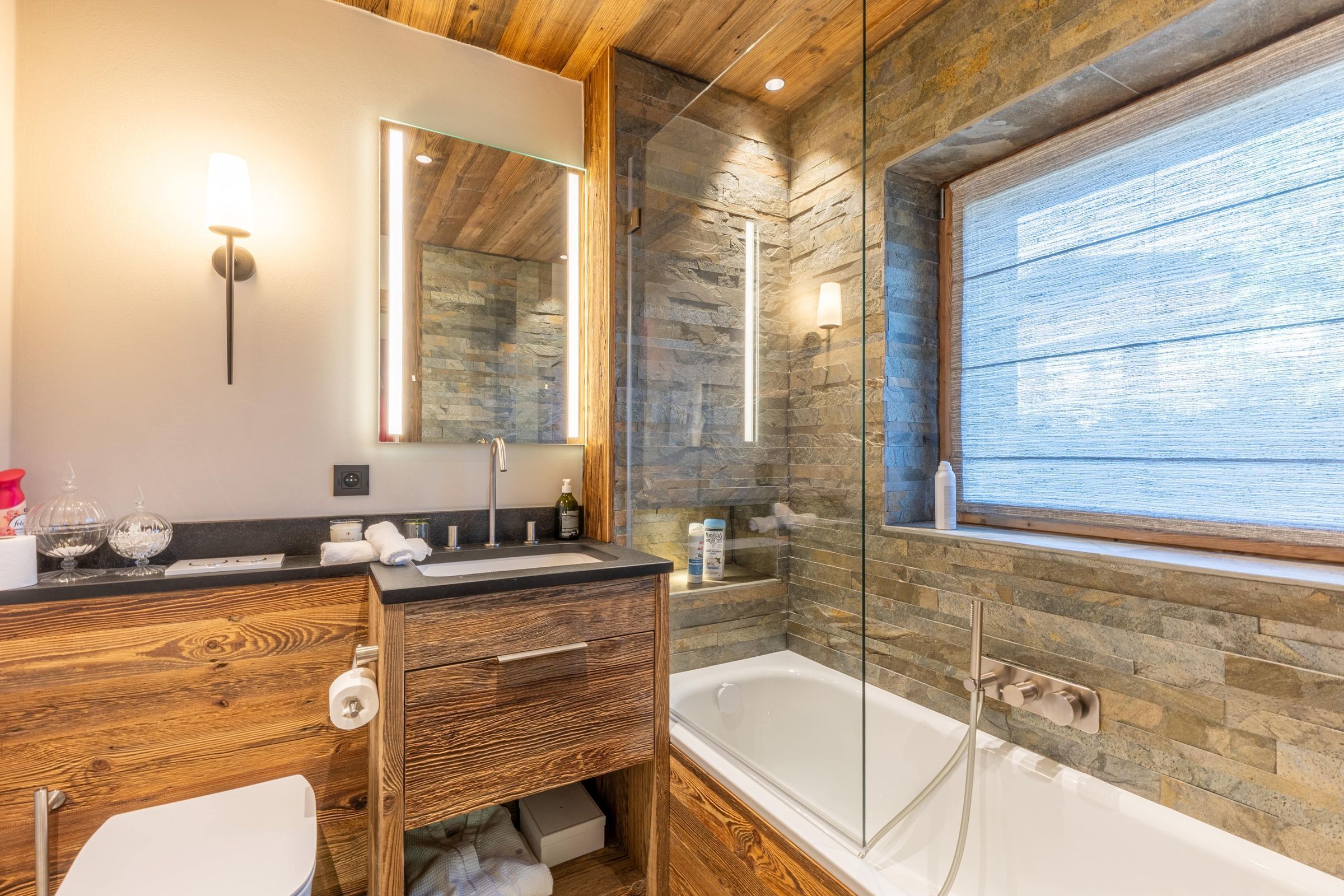 Chalet Orelia Gallary Image 1