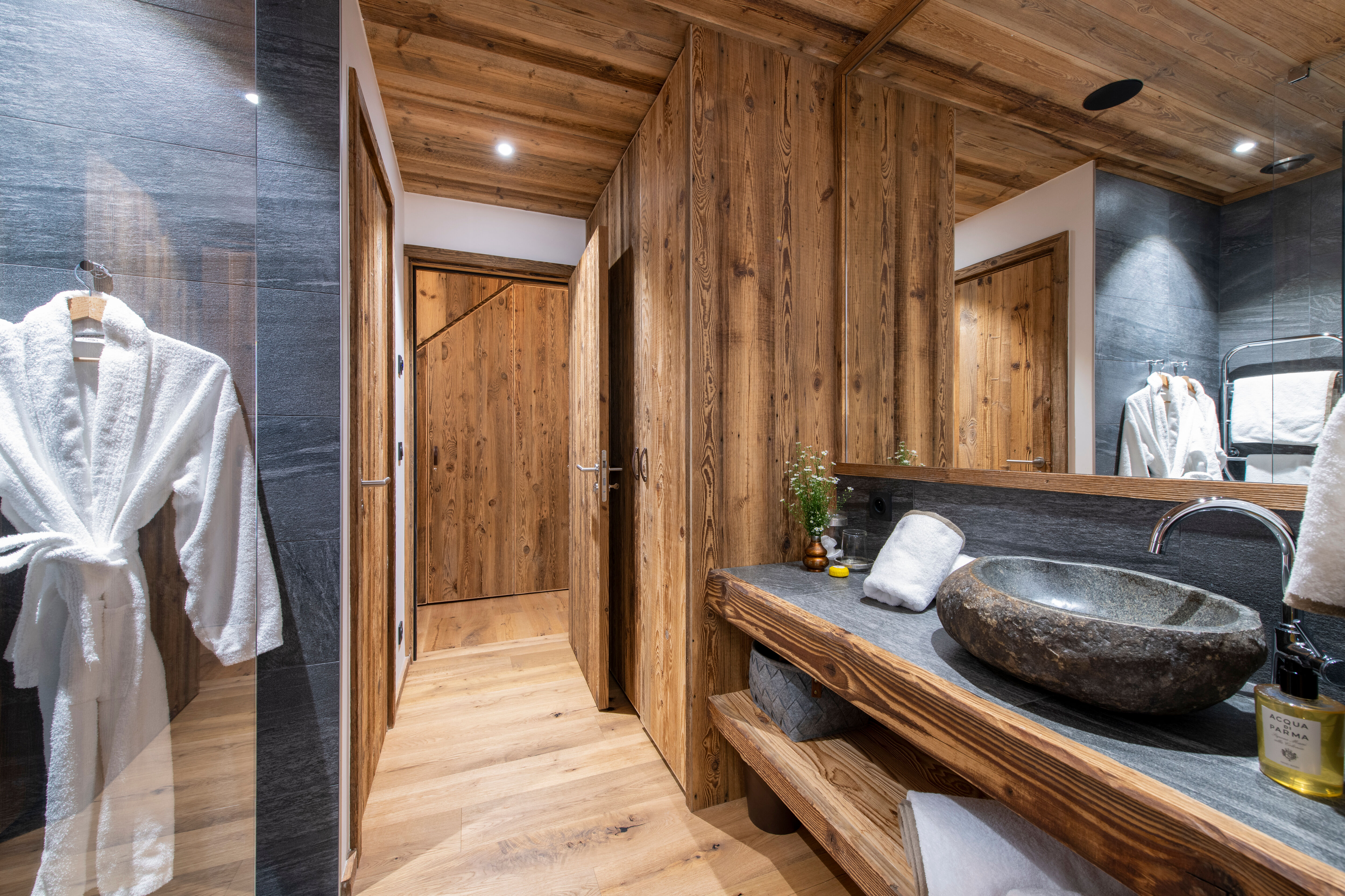 Chalet Oxalis Gallary Image 3