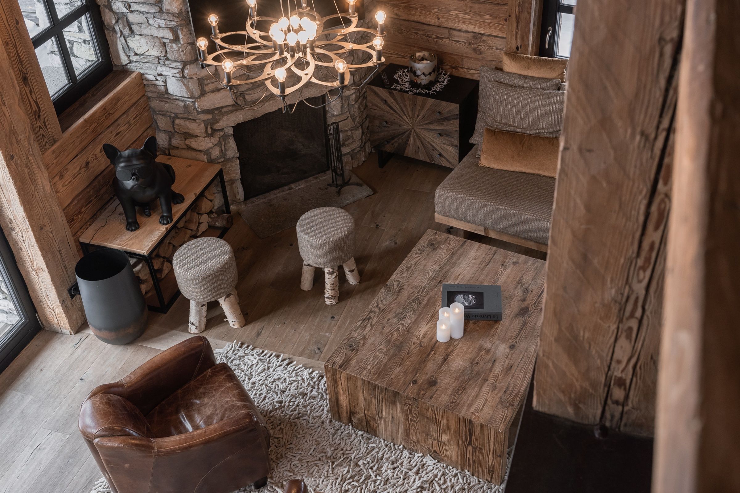 chalet-pile-image-2