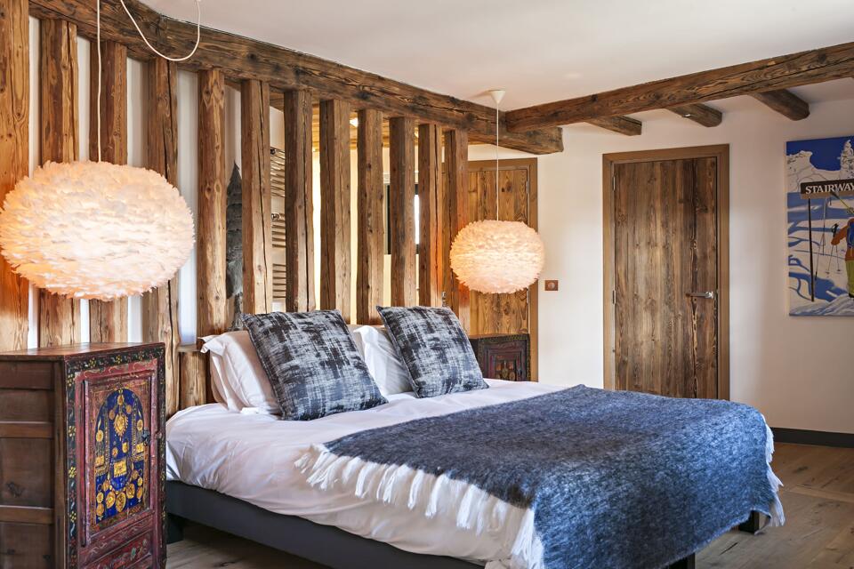 Chalet Pile Gallery Image 6