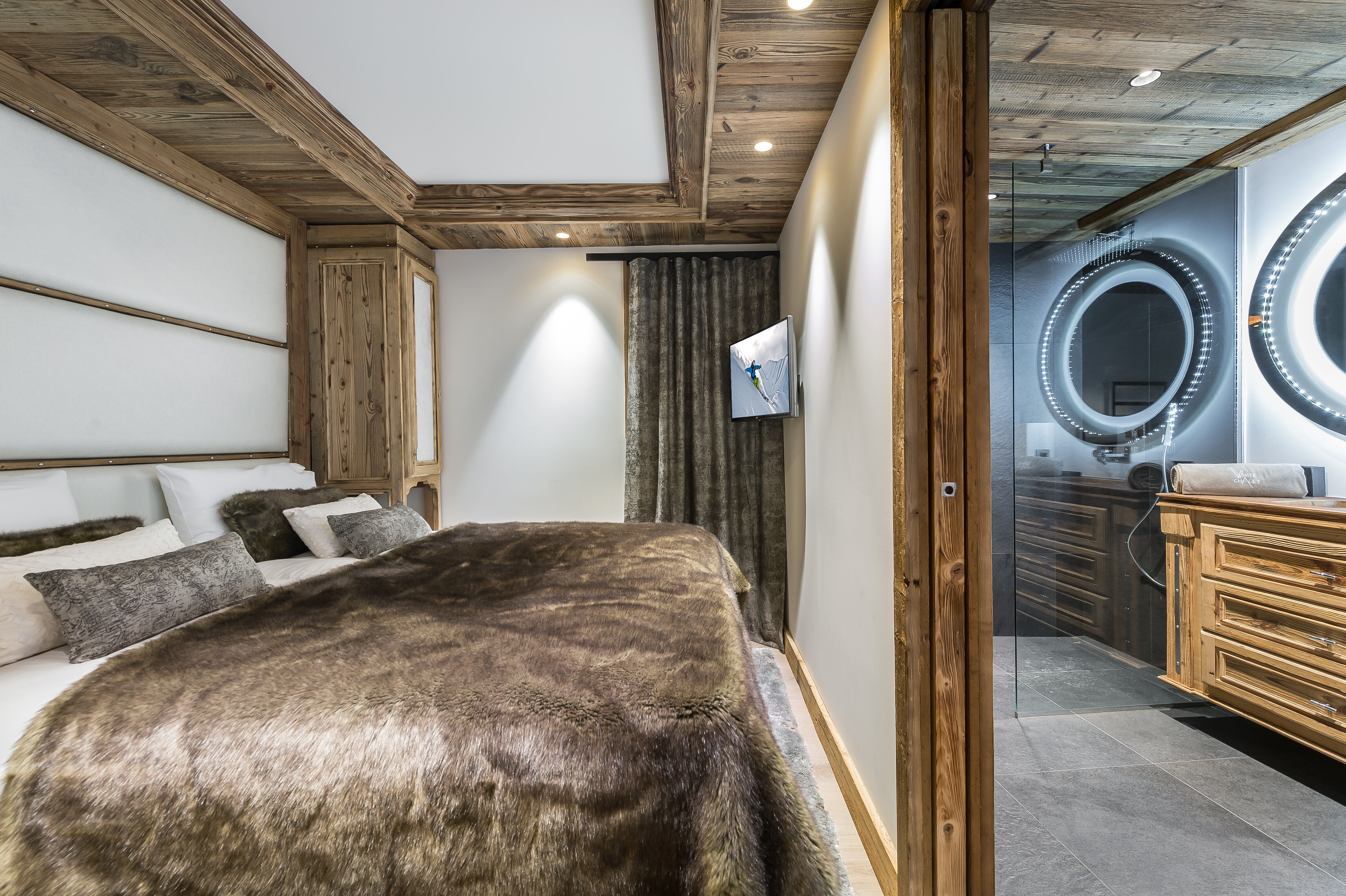 Chalet Powder White Gallary Image 3