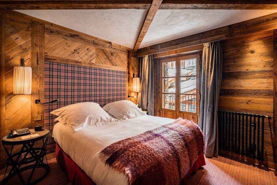 Chalet Sequoia Gallery Image 1