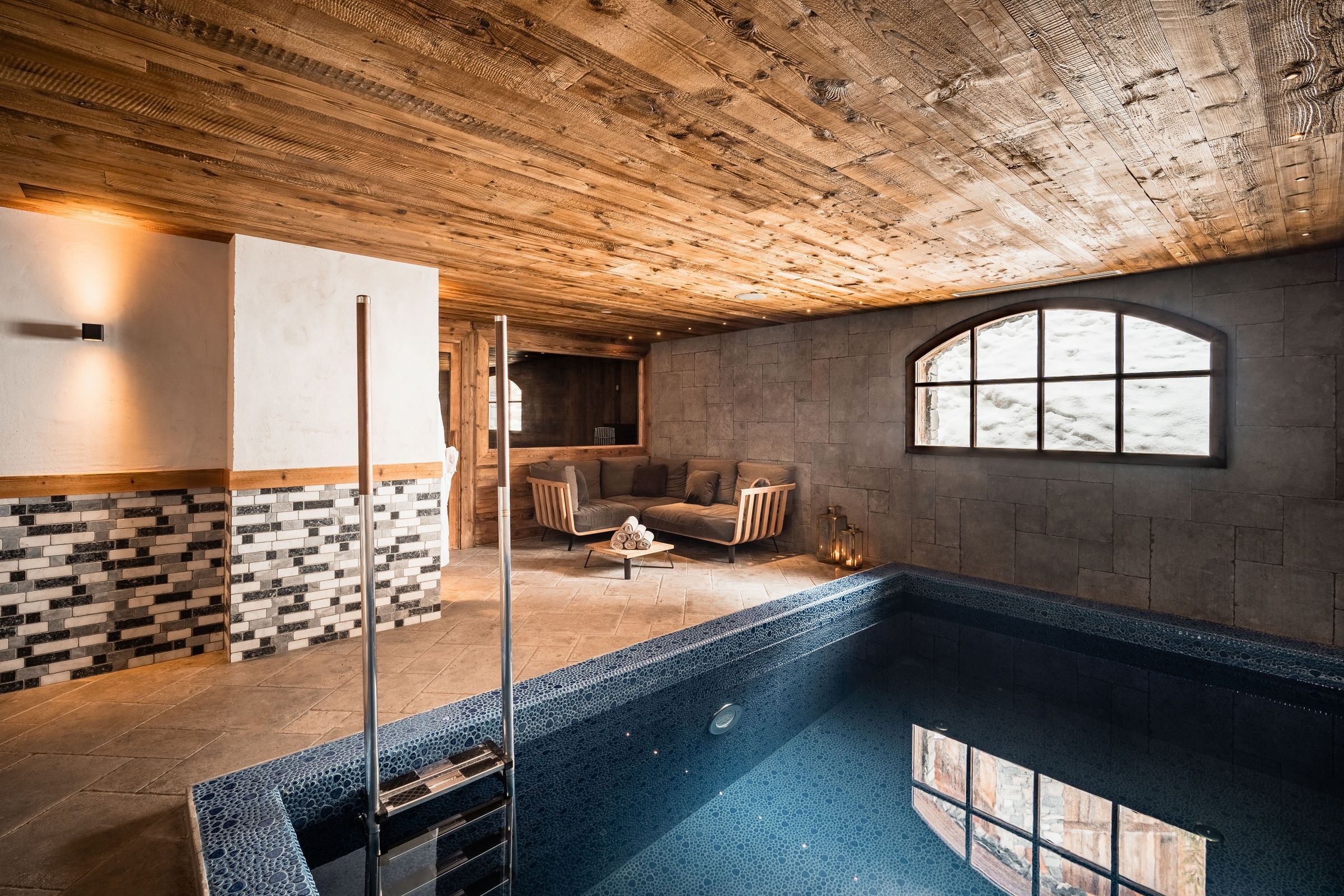 Chalet Sequoia Gallary Image 1
