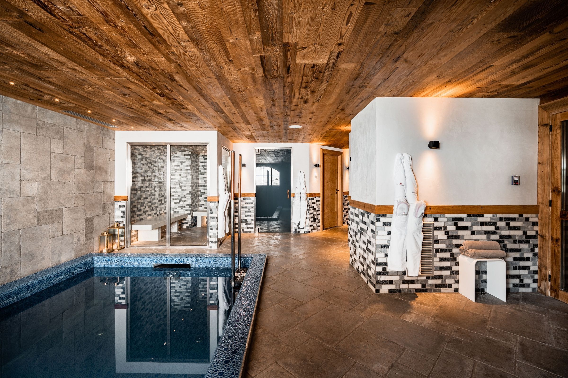 Chalet Sequoia Gallary Image 2