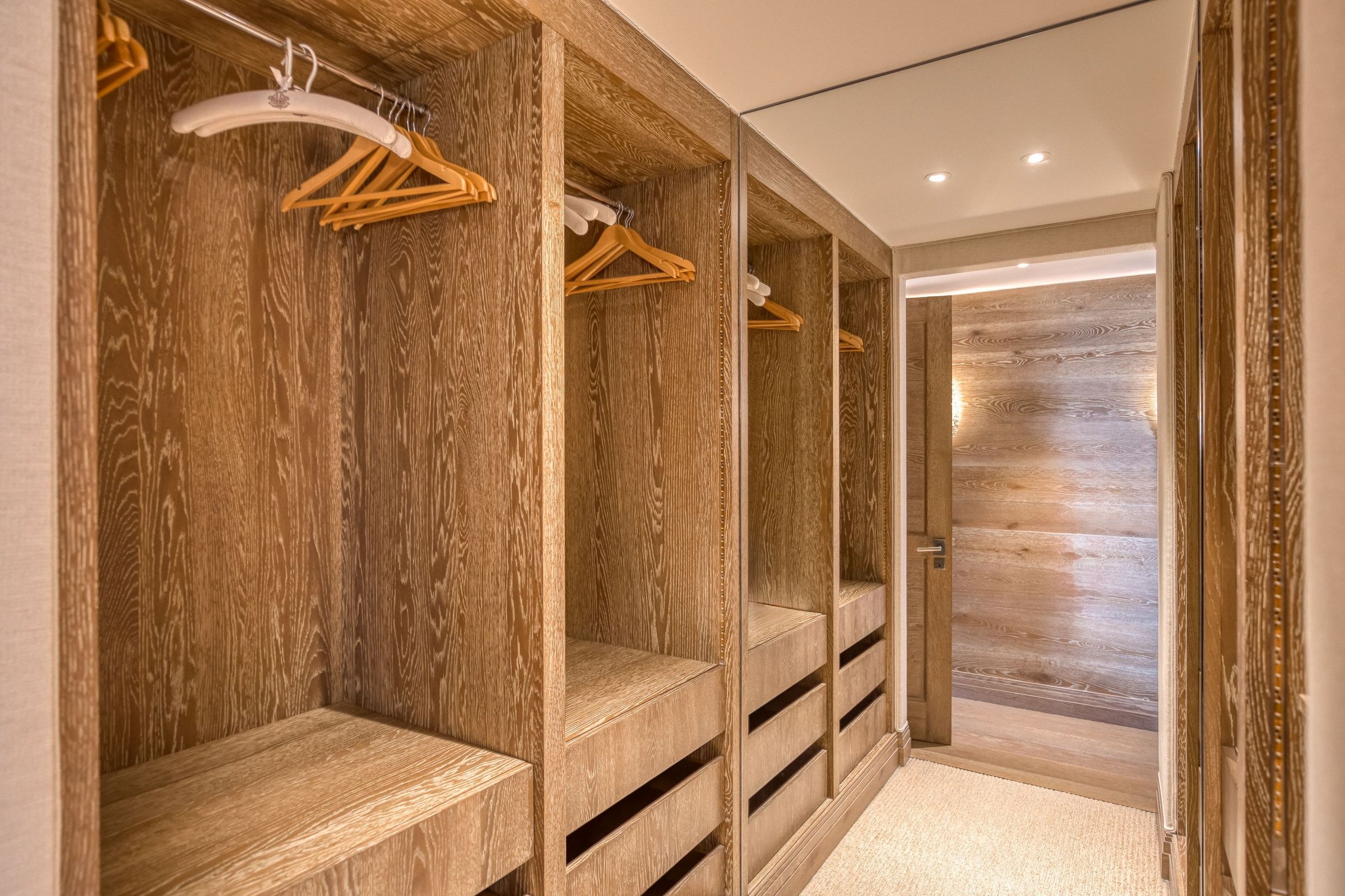 Chalet Shemshak Gallary Image 1