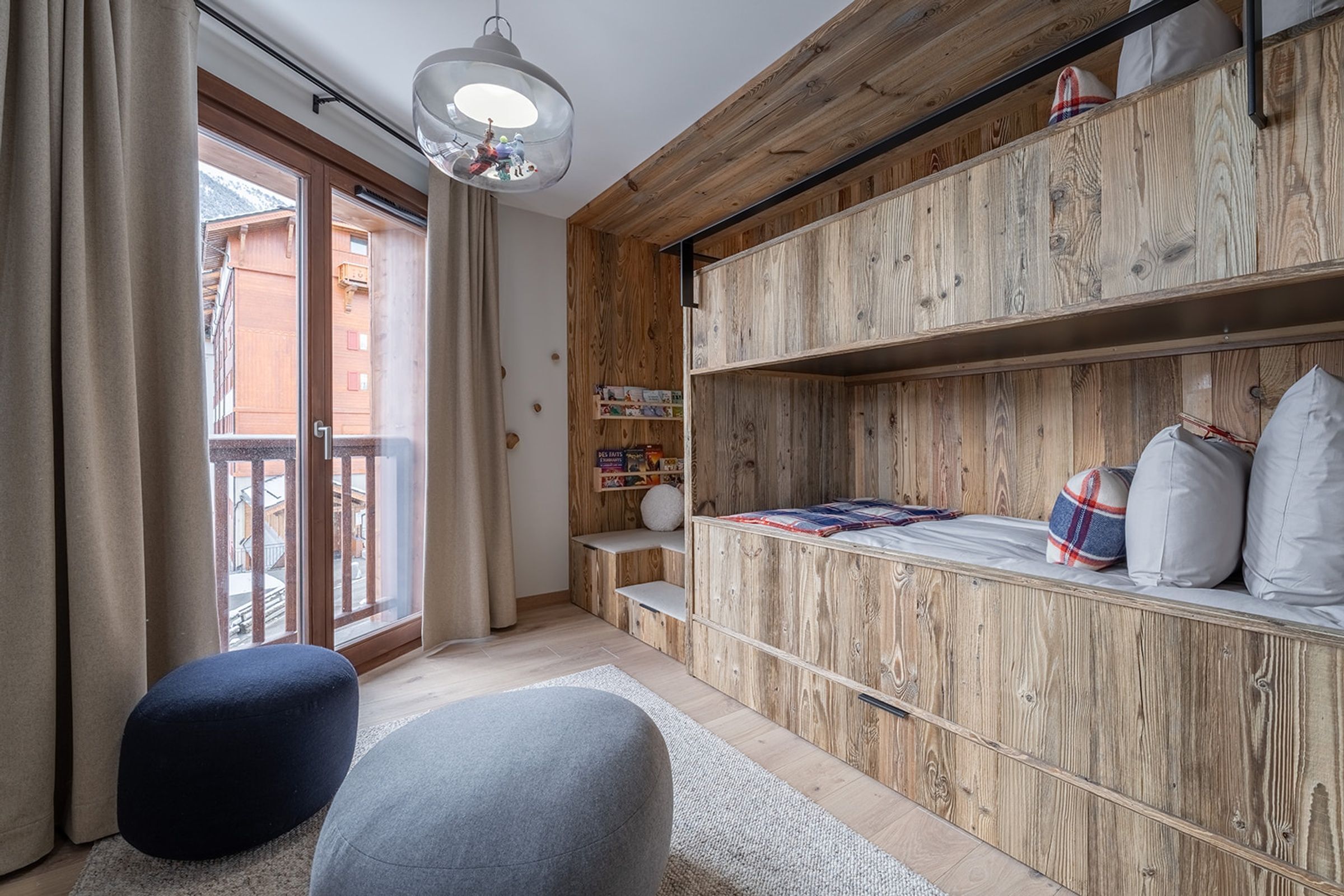 Chalet Sobaro Gallary Image 3