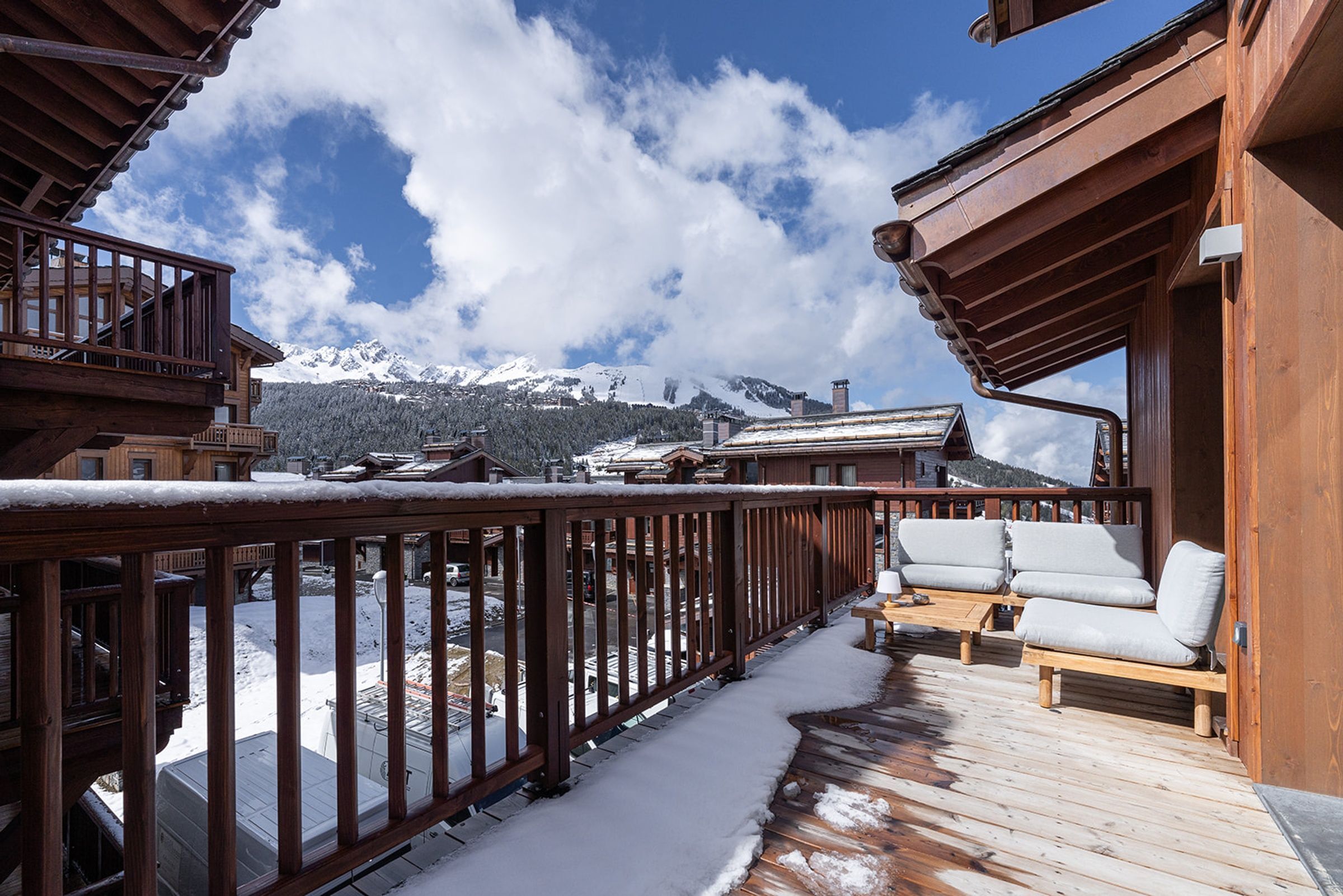 Chalet Sobaro Gallary Image 5