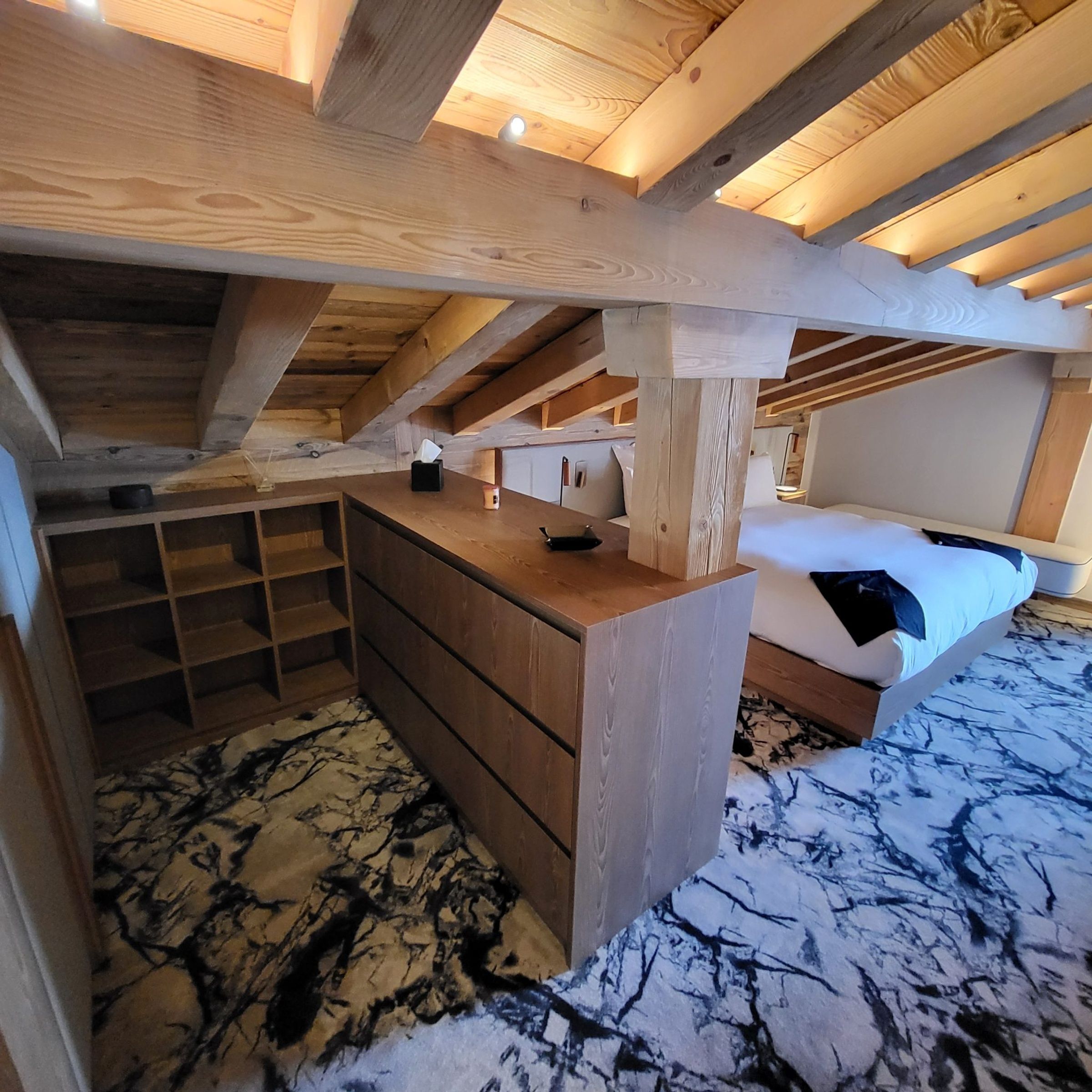 Chalet Vantage Gallary Image 1