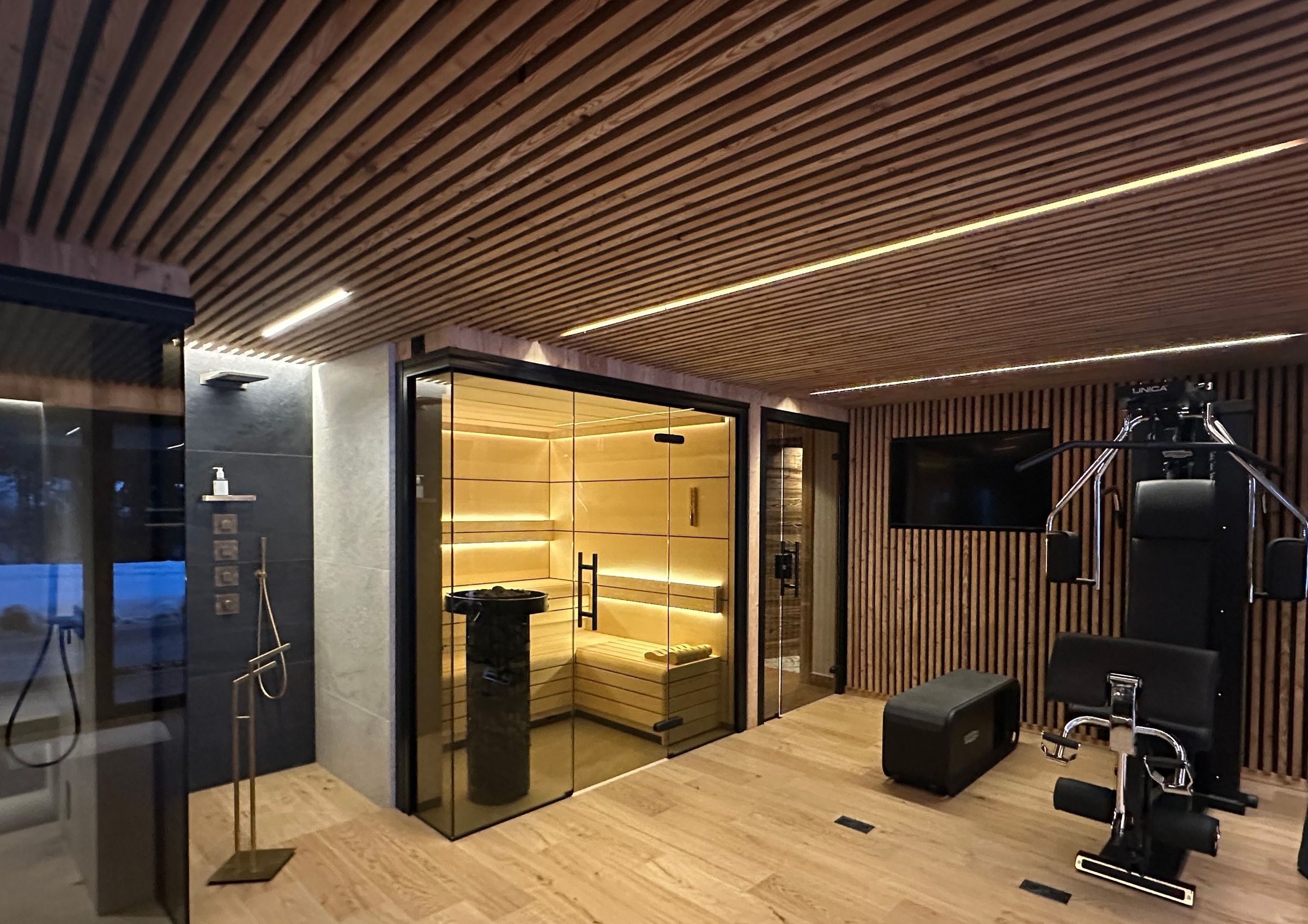 Chalet Vantage Gallary Image 3