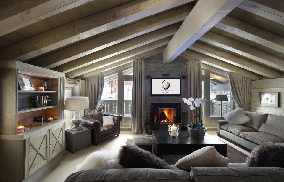 Chalet White Pearl Gallery Image 1