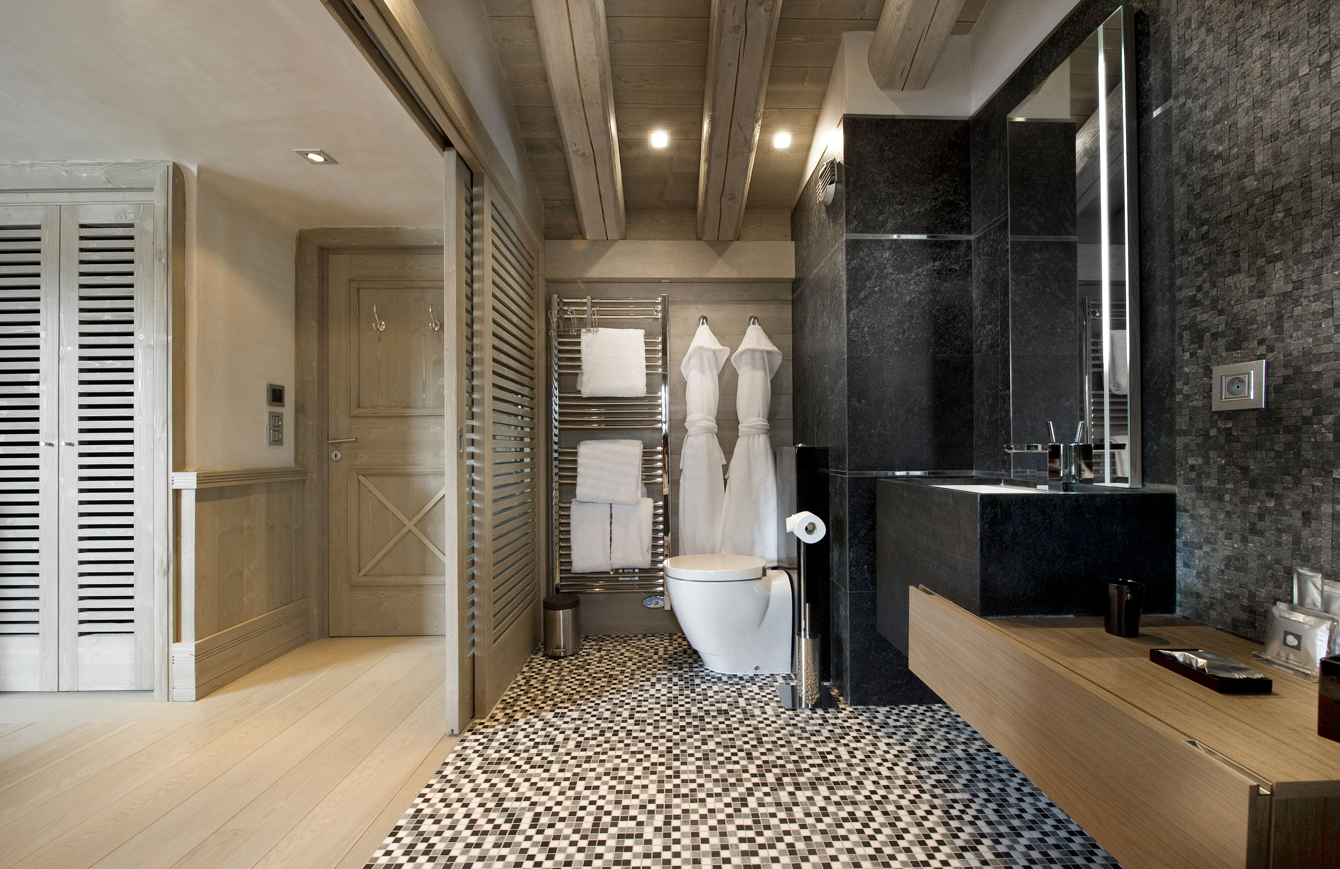 chalet-white-pearl-image-7