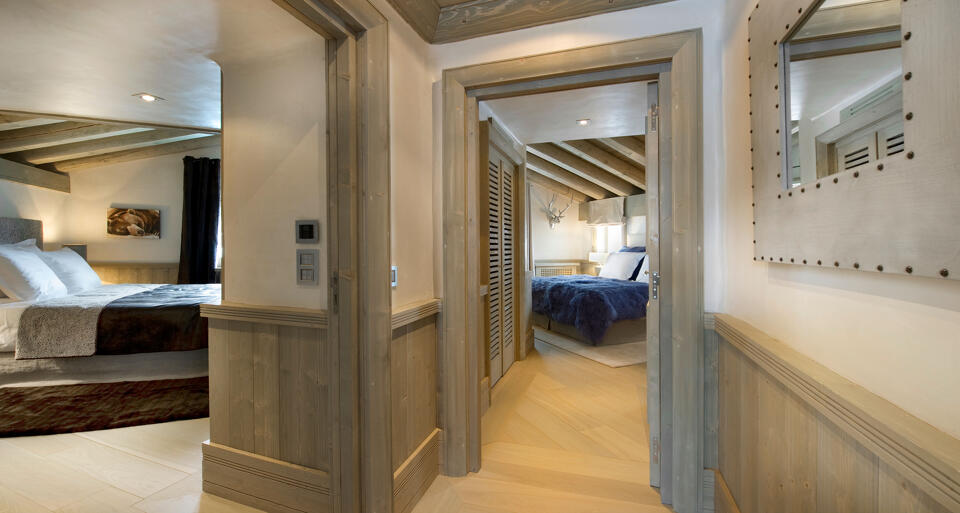 Chalet White Pearl Gallery Image 2