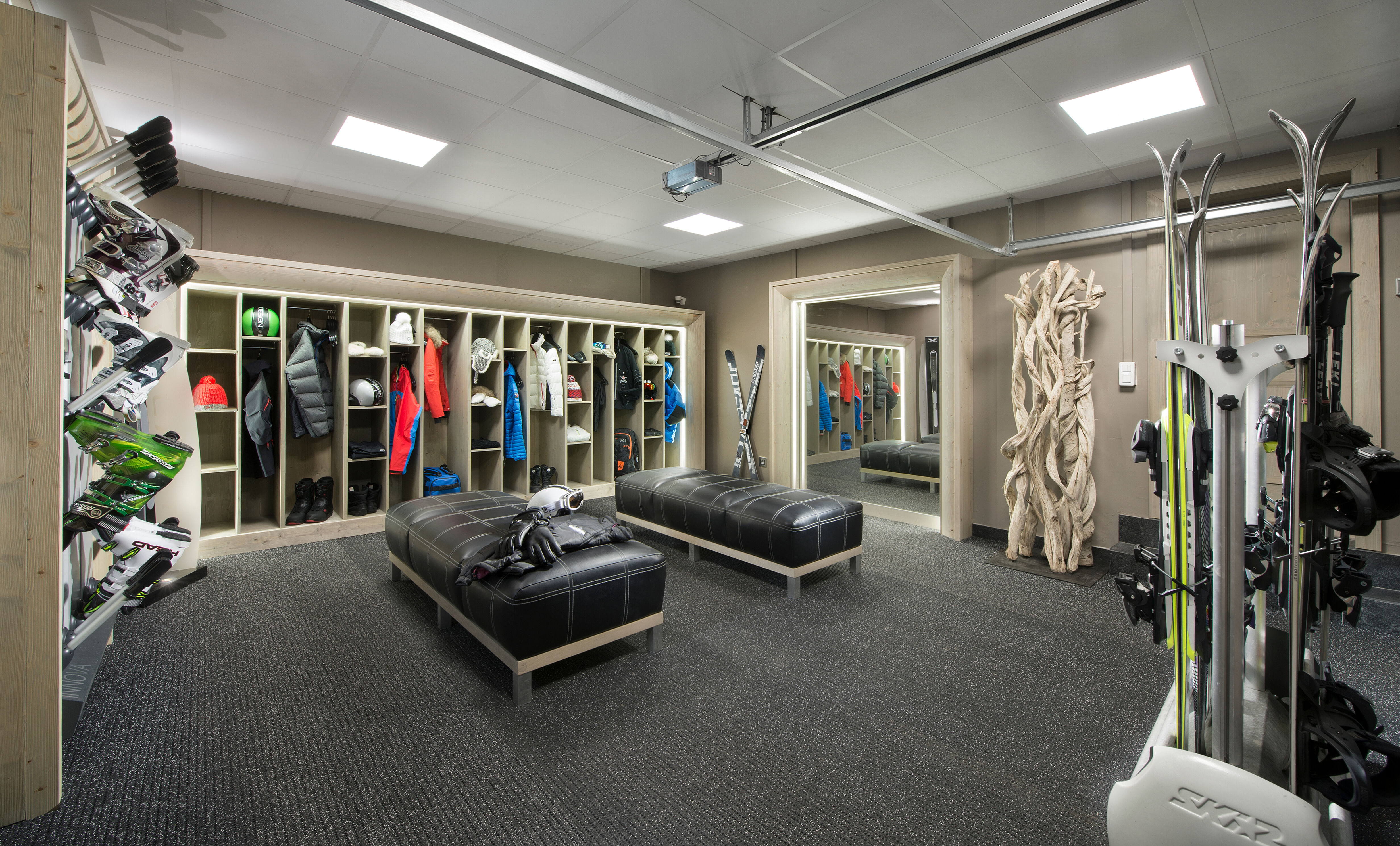 Chalet White Pearl Gallary Image 1
