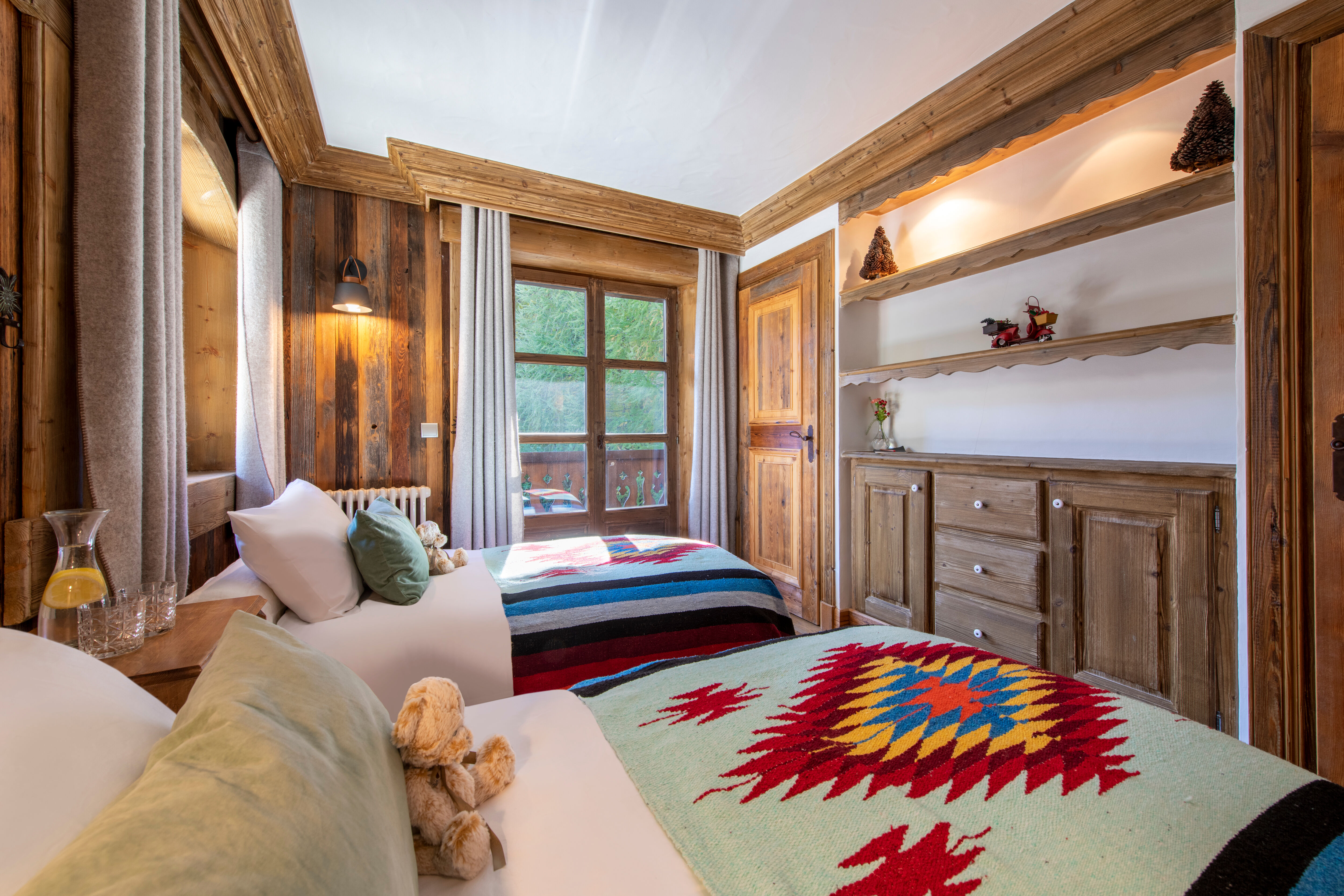 Chalet Yeti Gallary Image 2