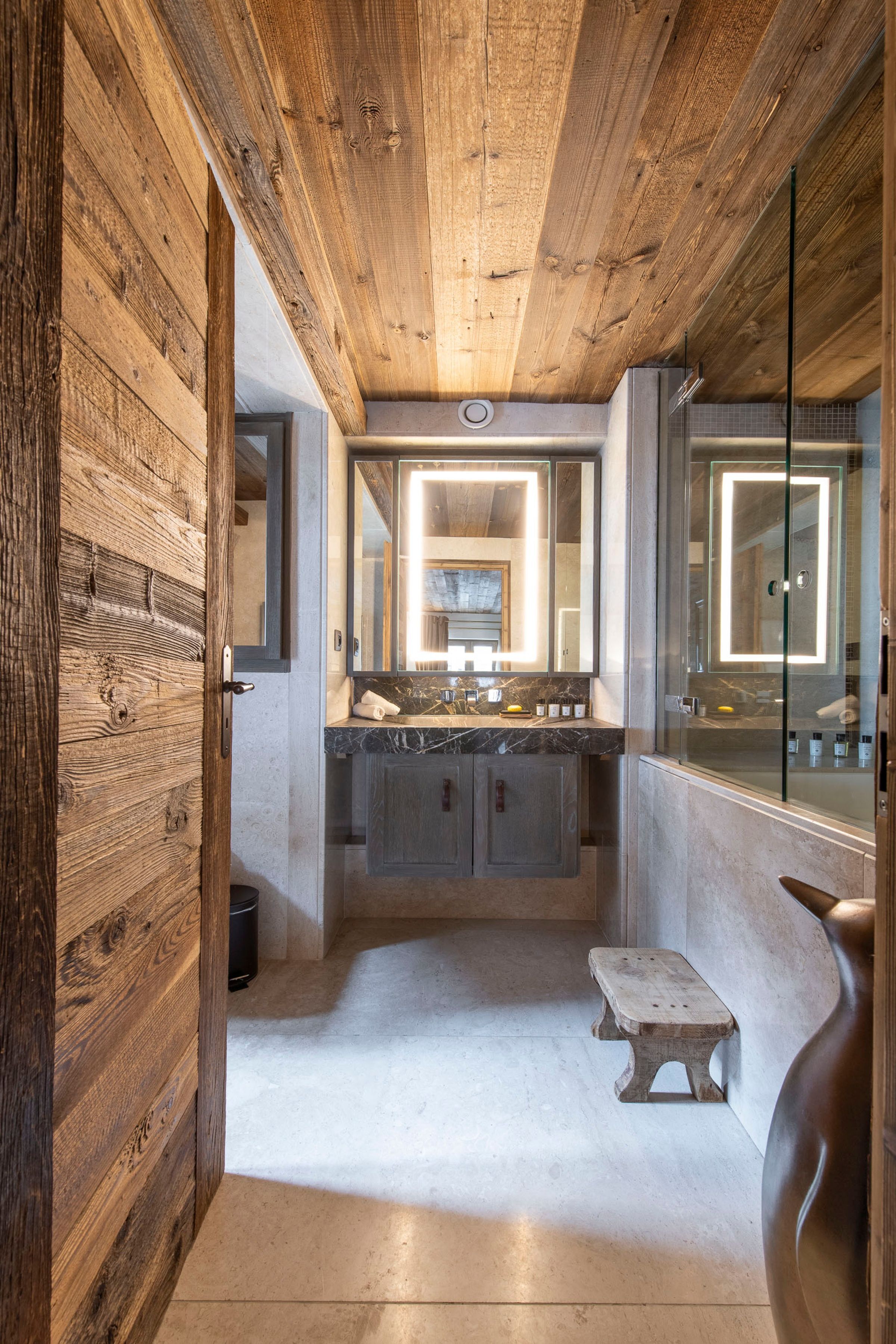 Chalet l Arctique Gallary Image 1