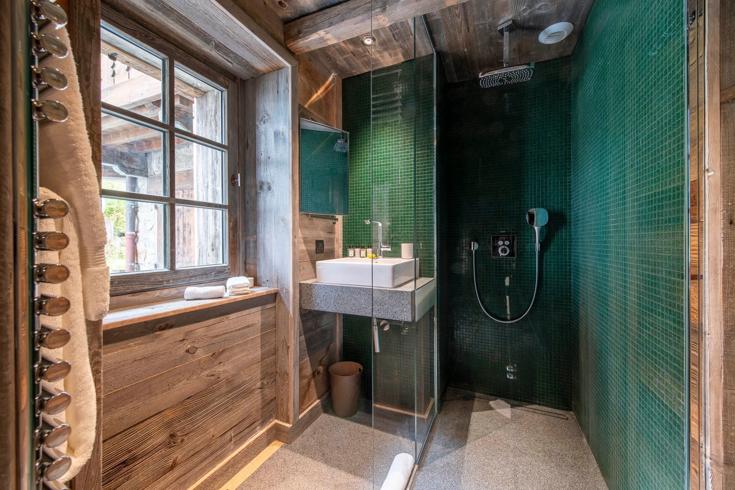 Chalet l Arctique Gallary Image 1