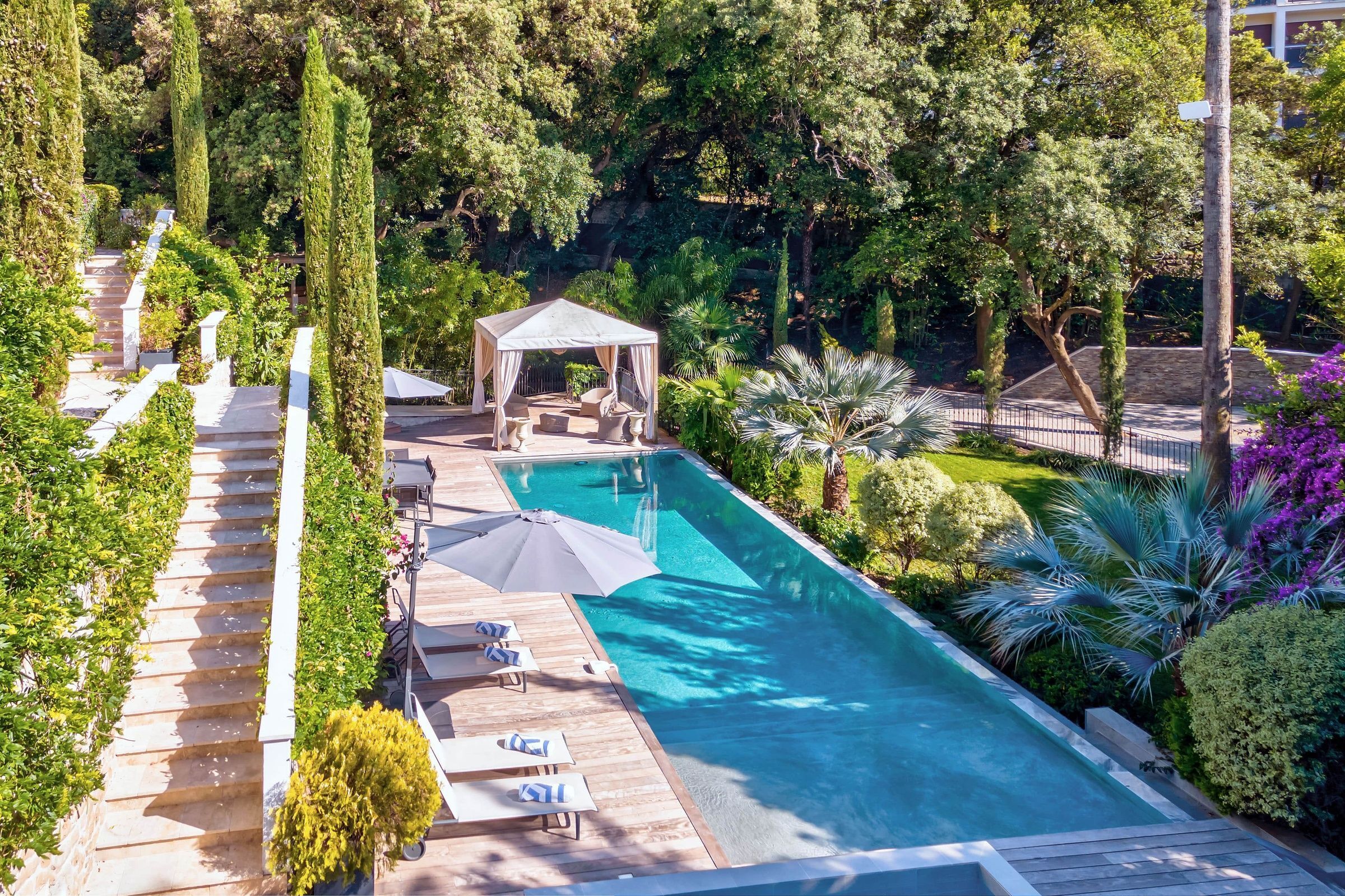 chateau-fiora-image-1