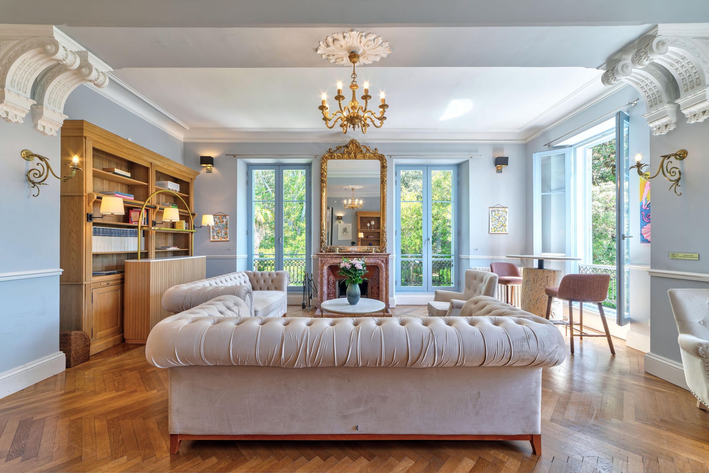 Chateau Fiora Gallary Image 5