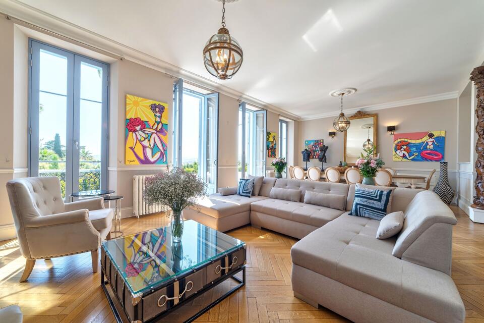 Chateau Fiora Gallery Image 1