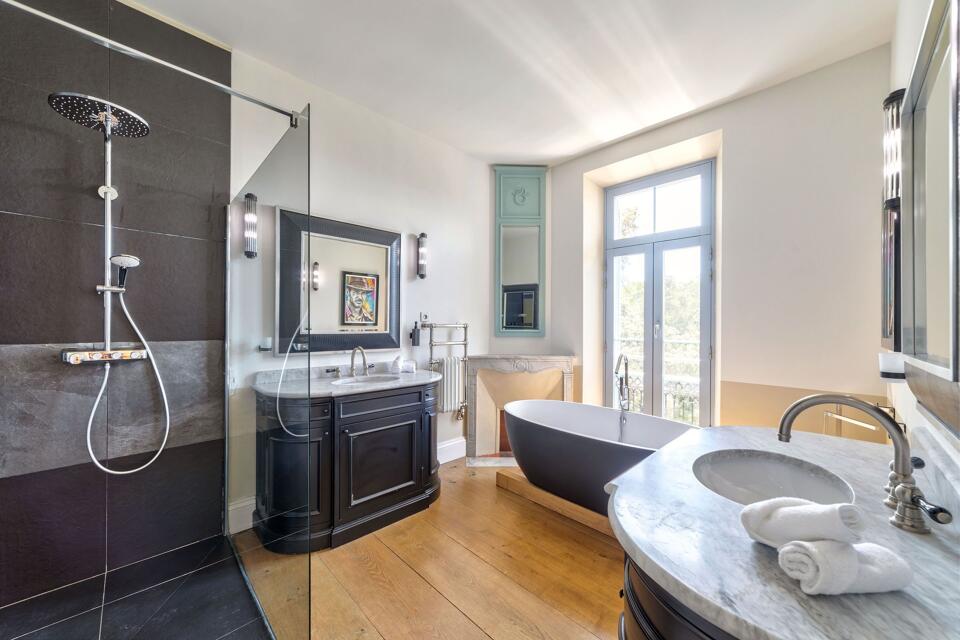 Chateau Fiora Gallery Image 1