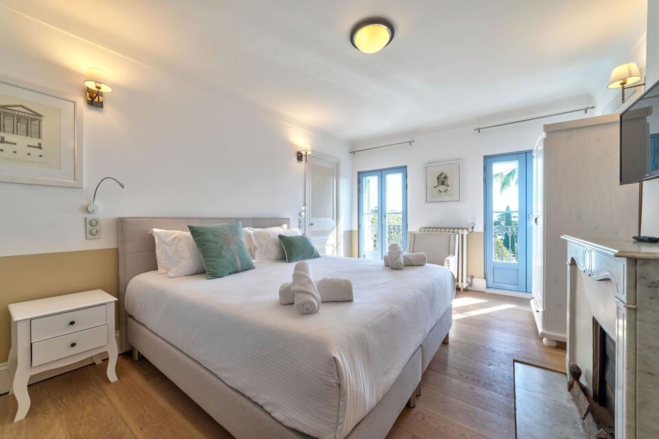 Chateau Fiora Gallery Image 5