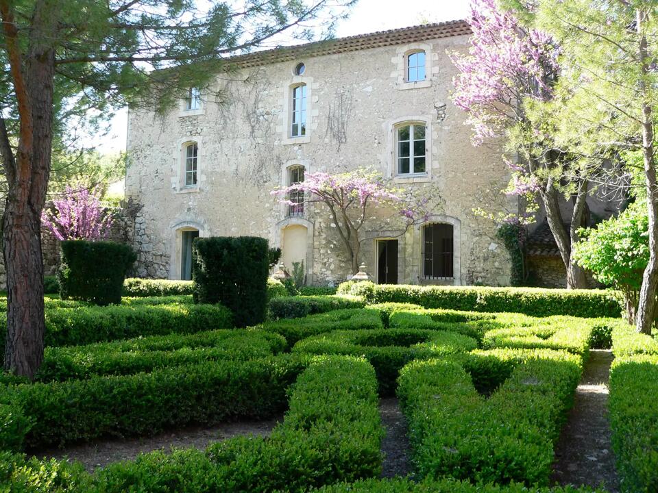 Domaine des Jardins Gallery Image 1