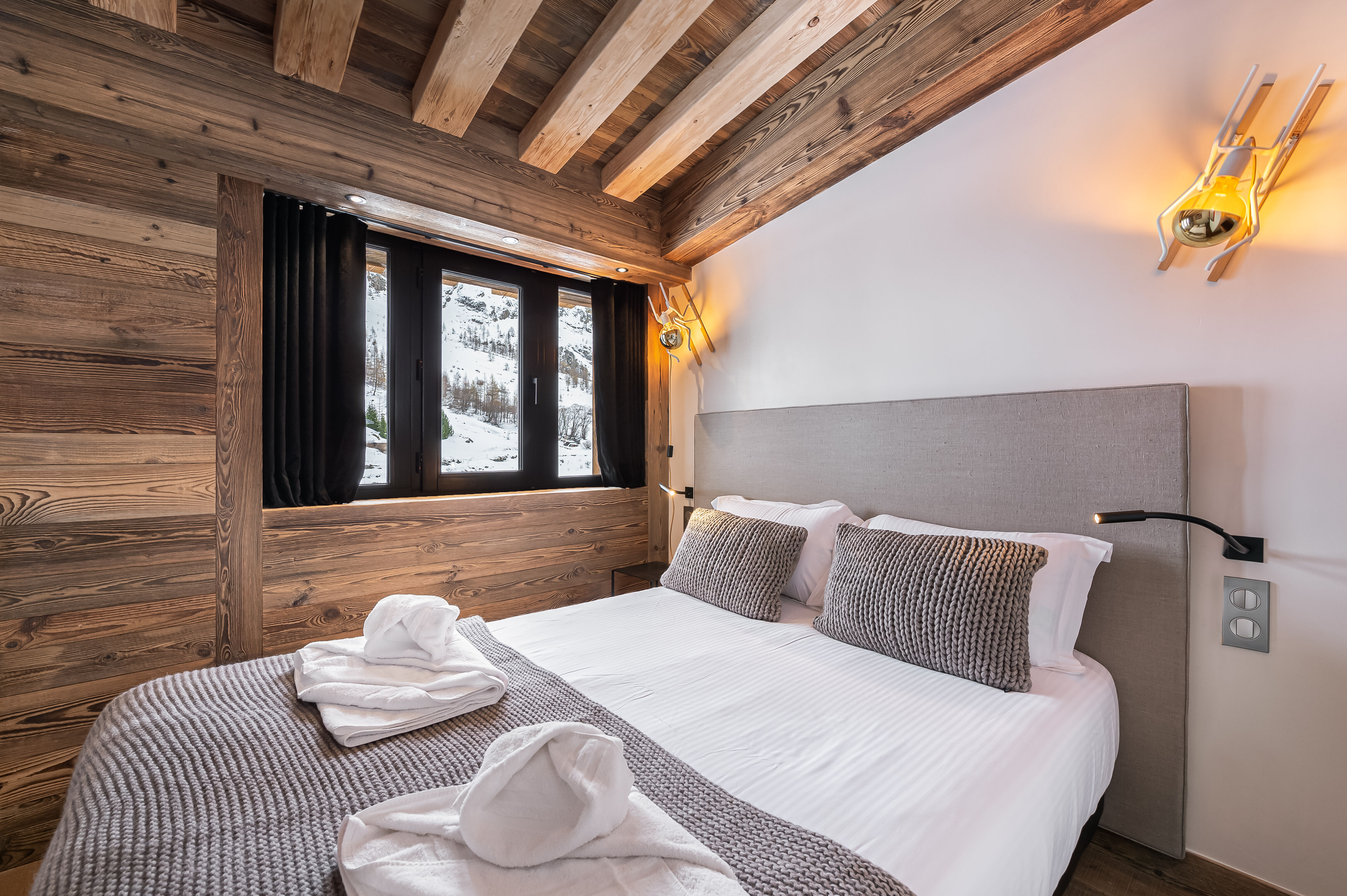 Penthouse Chamois Gallary Image 5