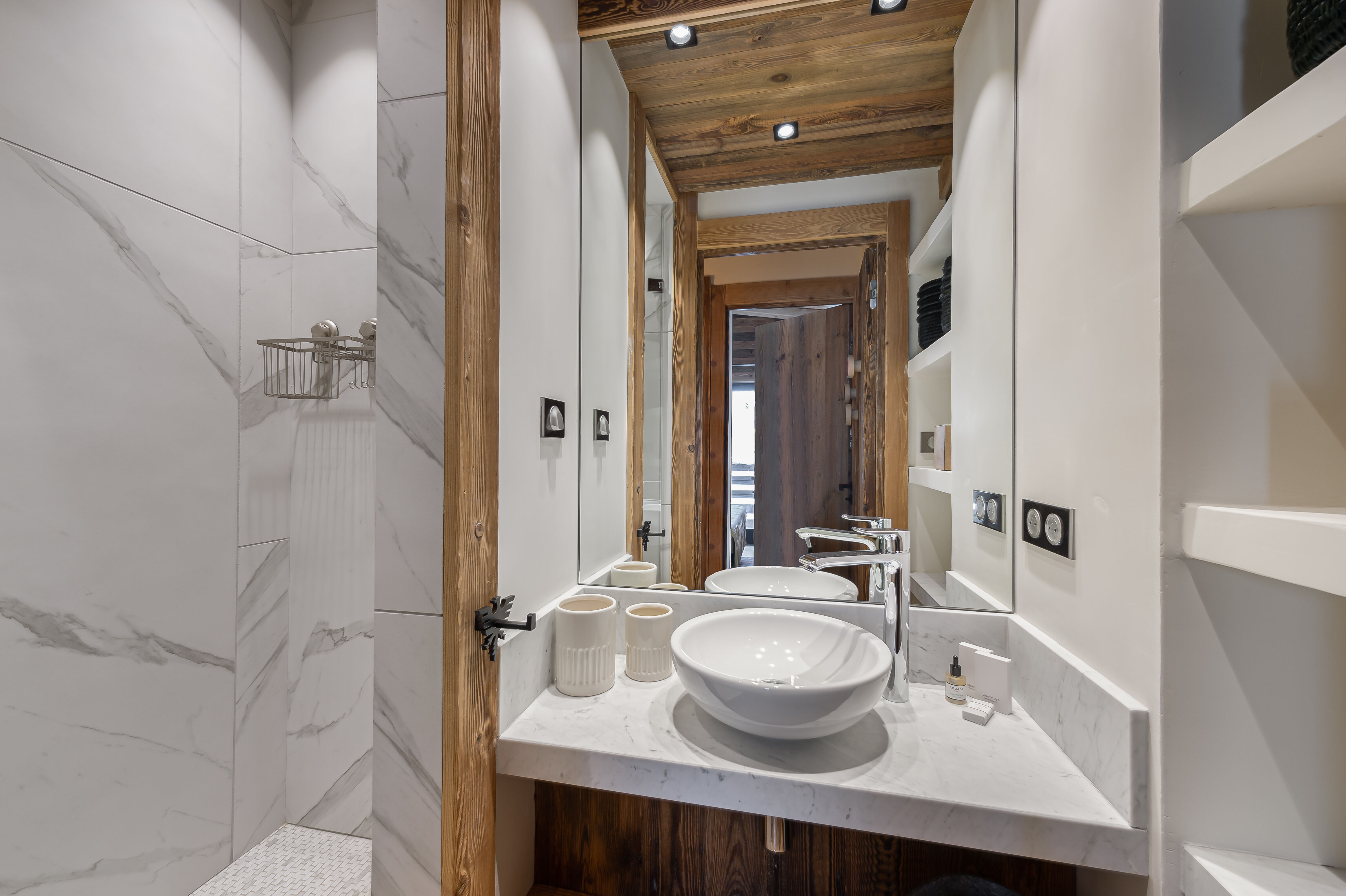 Penthouse Fleche Gallary Image 5