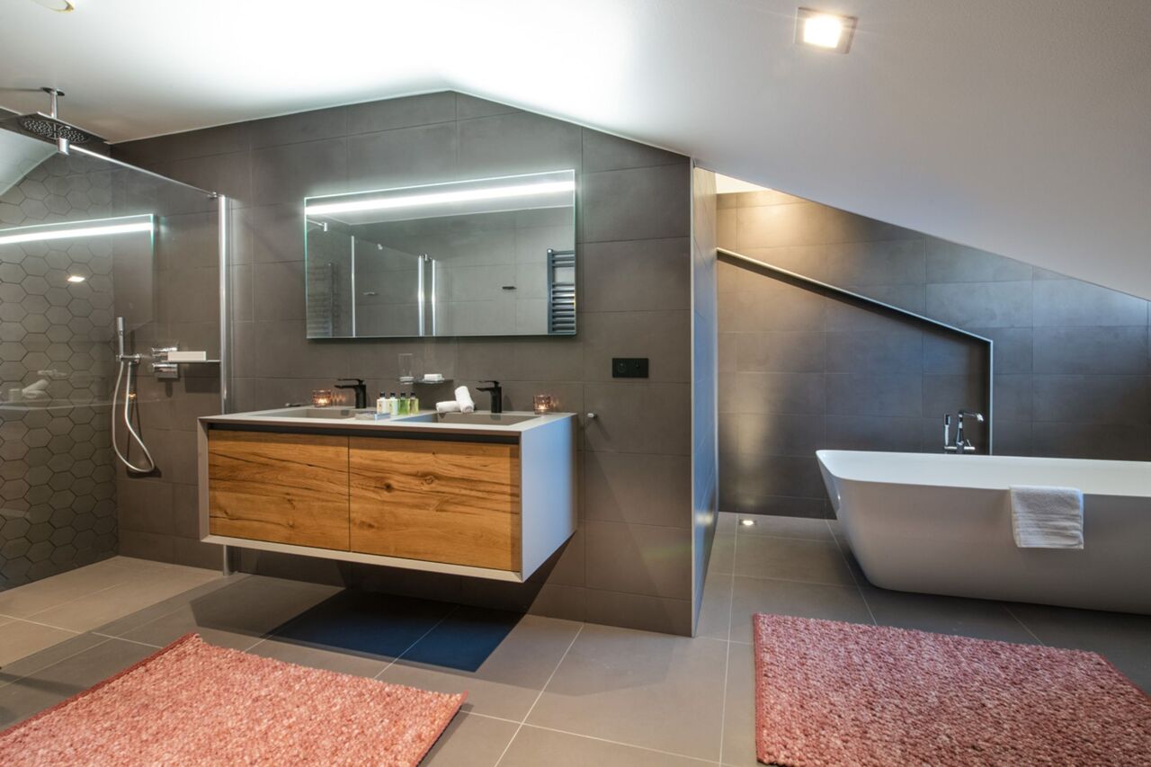 penthouse-liyah-image-8
