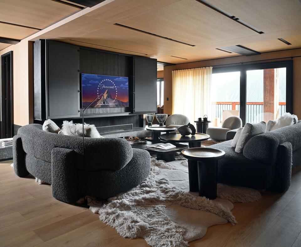 Penthouse Norea Gallery Image 1