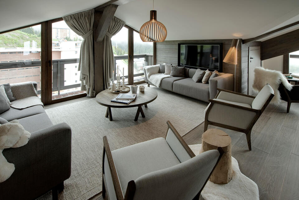 Penthouse Ourse Polaire Gallery Image 3