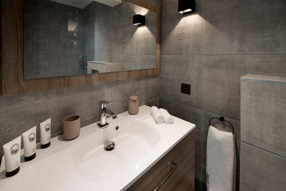 Penthouse Ourse Polaire Gallery Image 3