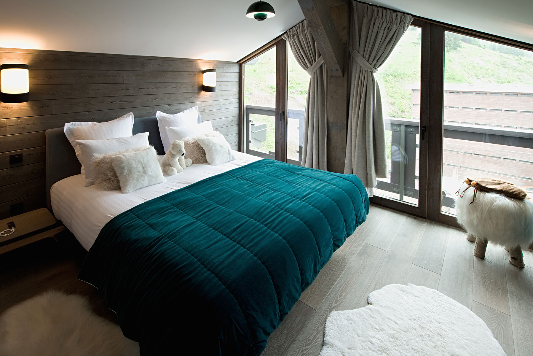 Penthouse Ourse Polaire Gallary Image 4