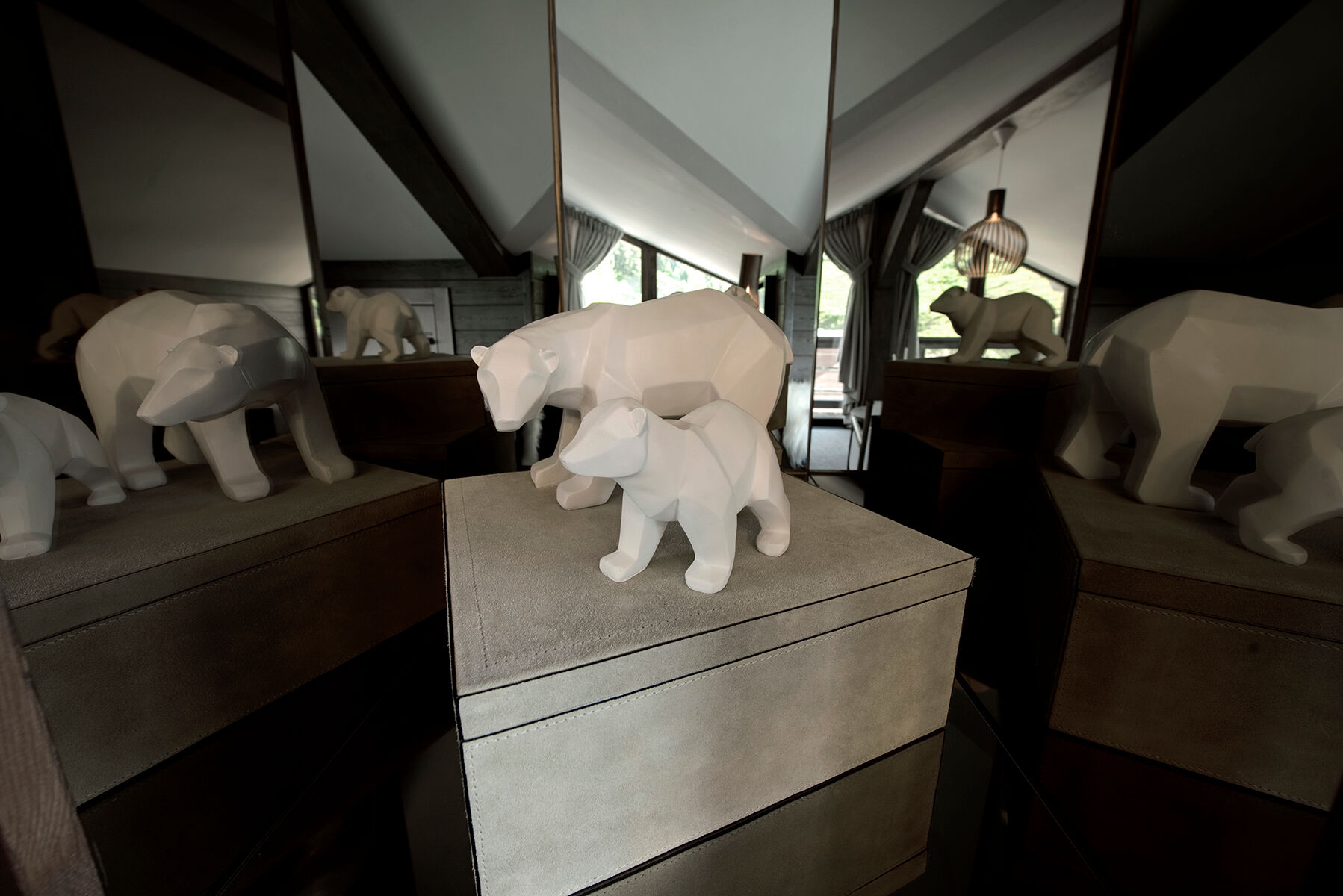 Penthouse Ourse Polaire Gallary Image 5
