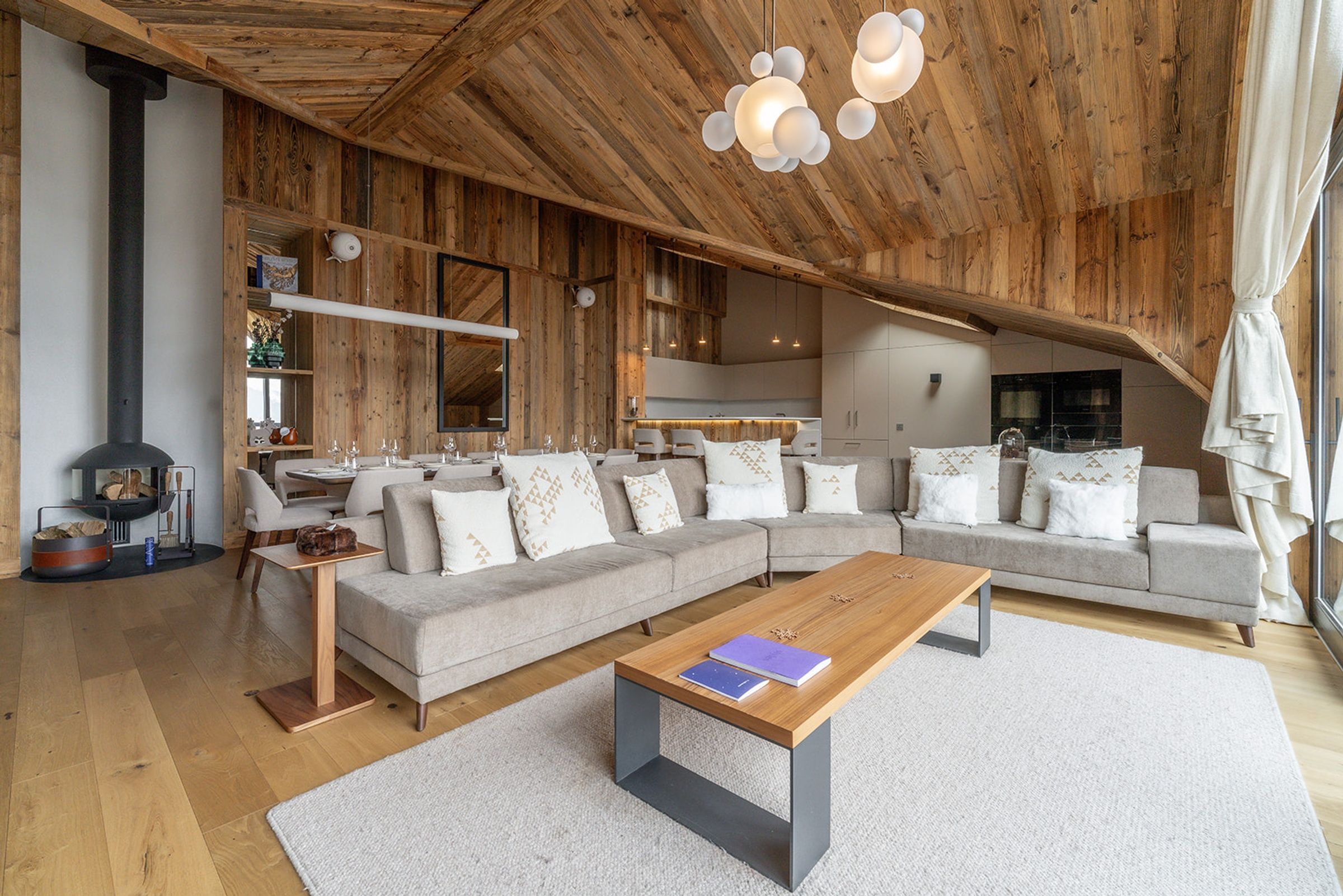 penthouse-rond-point-des-pistes-701-image-3