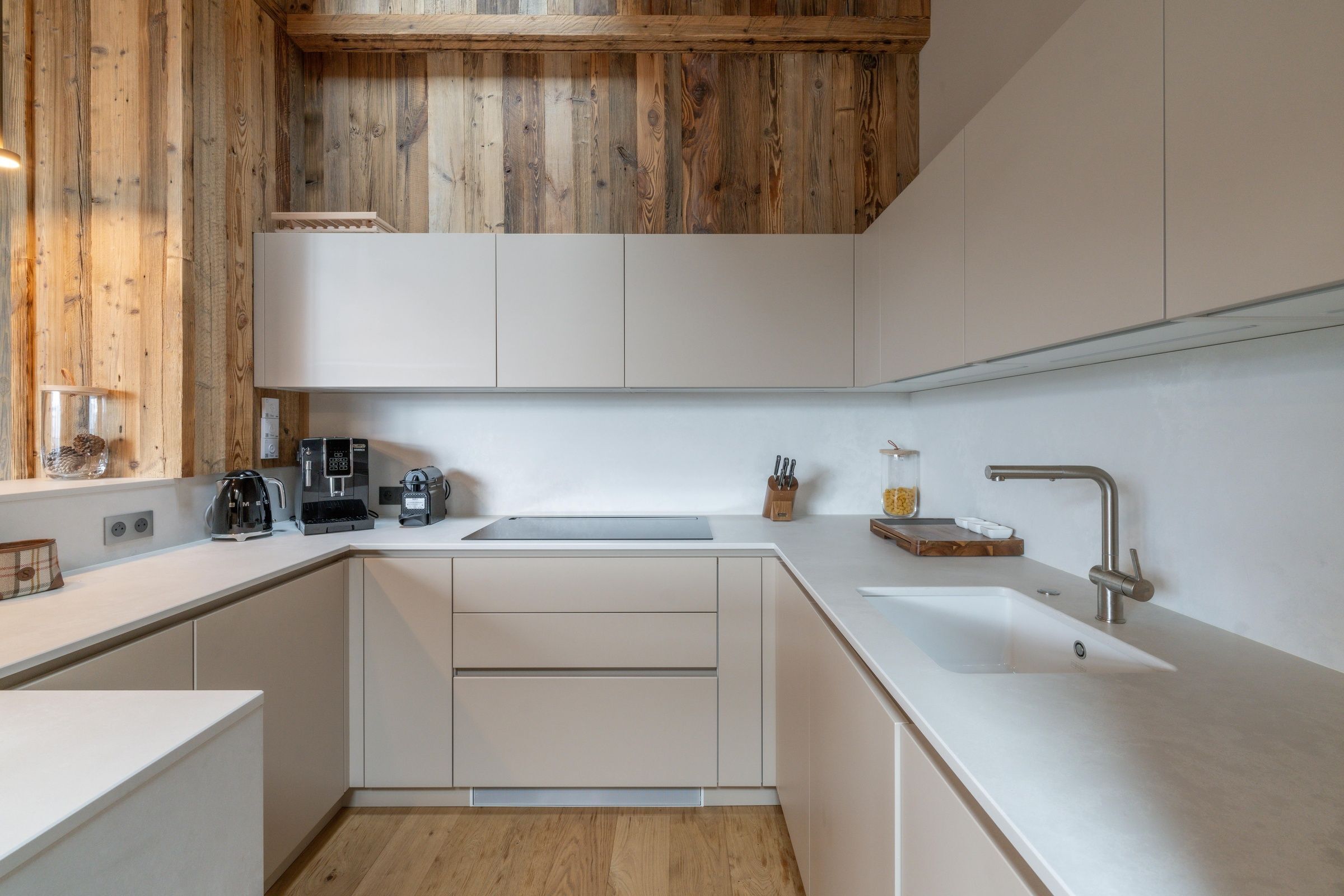 Penthouse Rond Point Des Pistes 701 Gallary Image 1