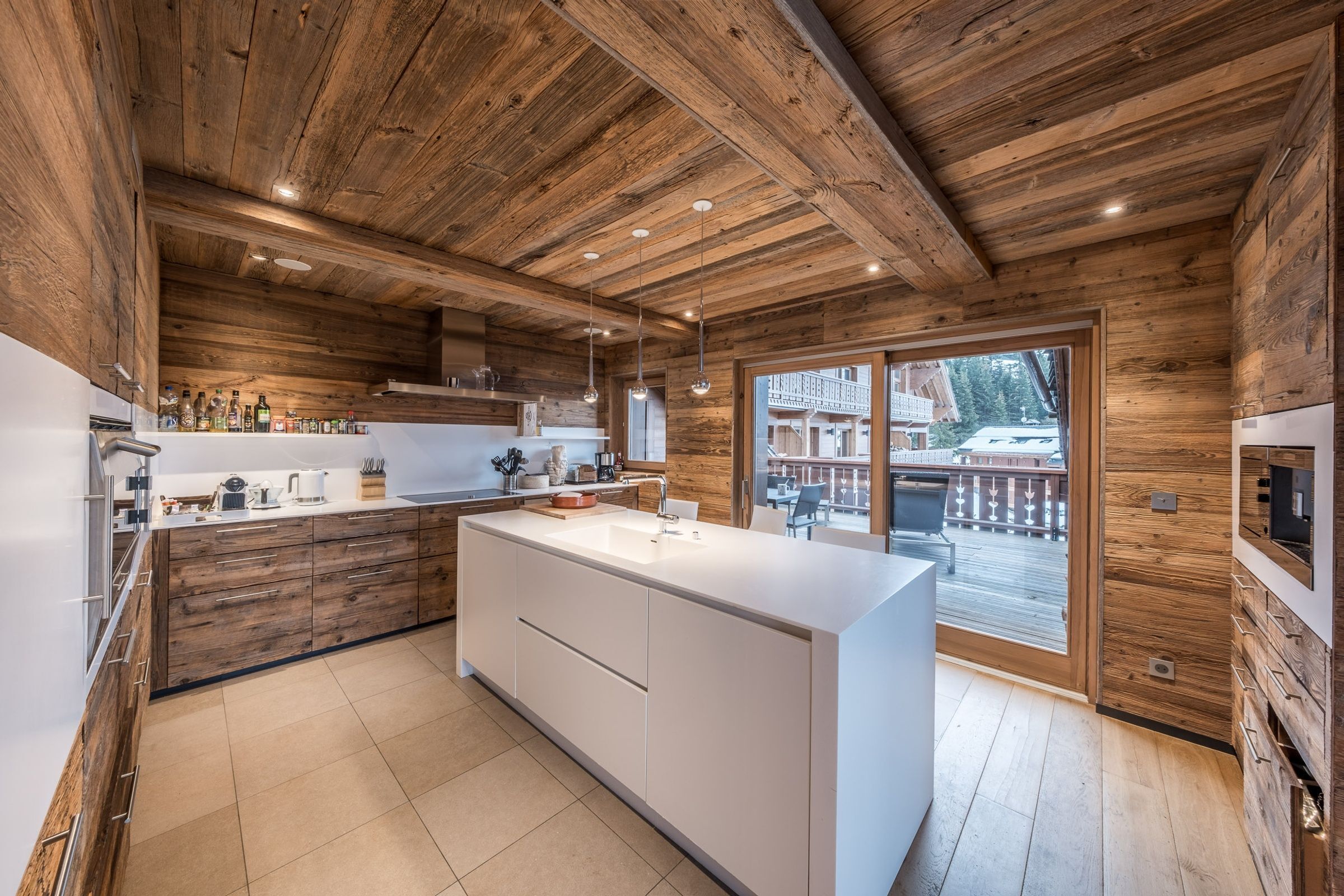 Penthouse Snow Lodge Gallary Image 4