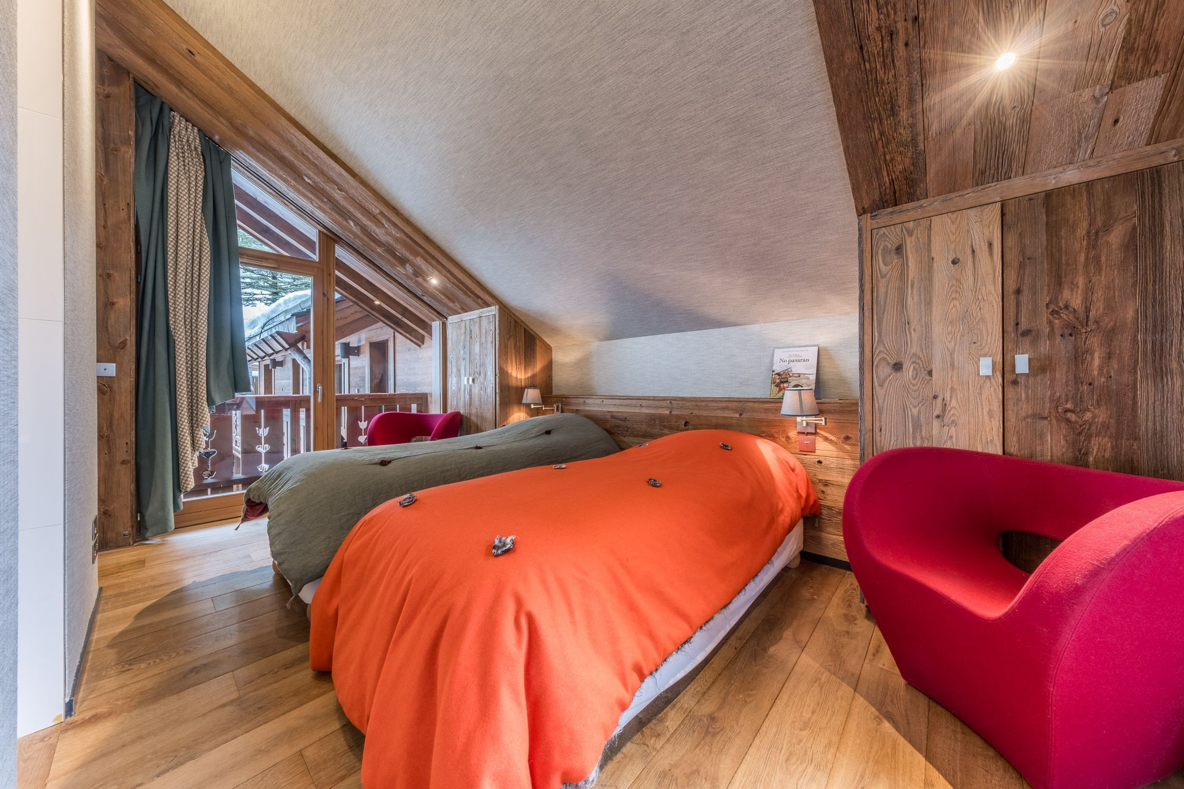 Penthouse Snow Lodge Gallary Image 5