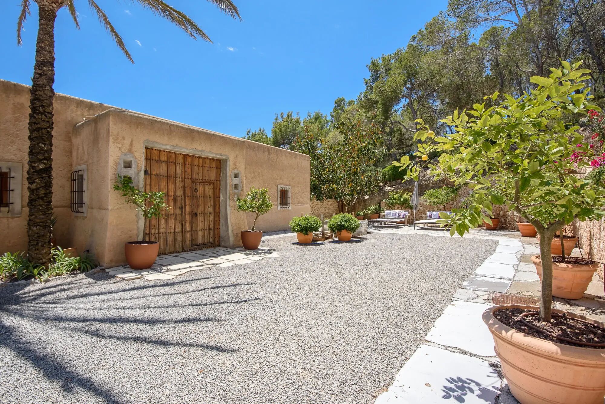 Villa Alegre Gallary Image 1