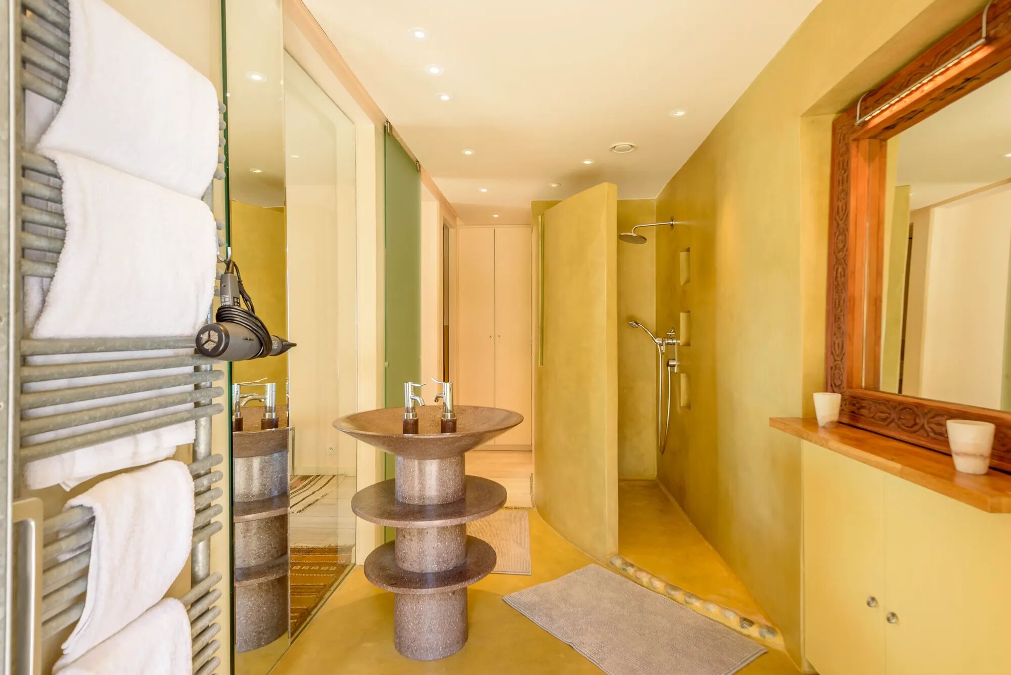 Villa Alegre Gallary Image 1