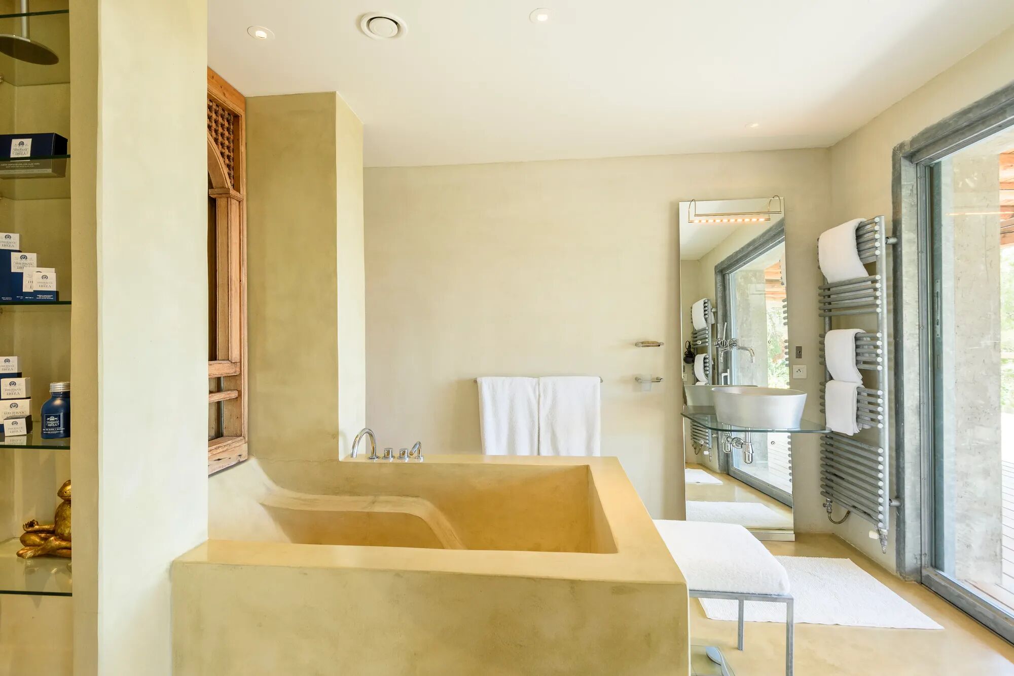 Villa Alegre Gallary Image 5