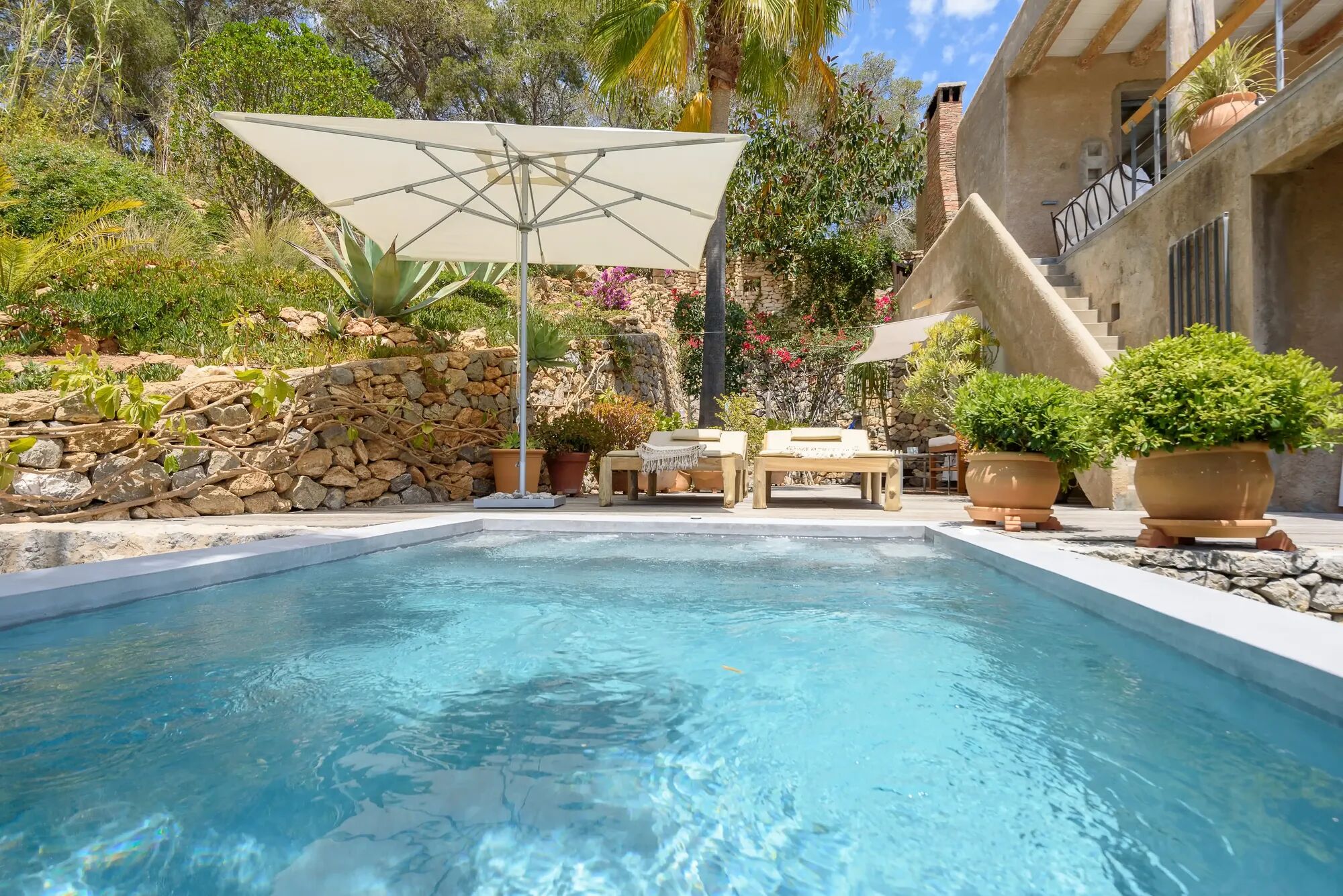 Villa Alegre Gallary Image 1