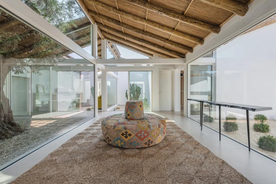 Villa Carragueira Gallery Image 1