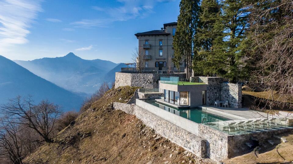 Villa Deluca Gallery Image 2